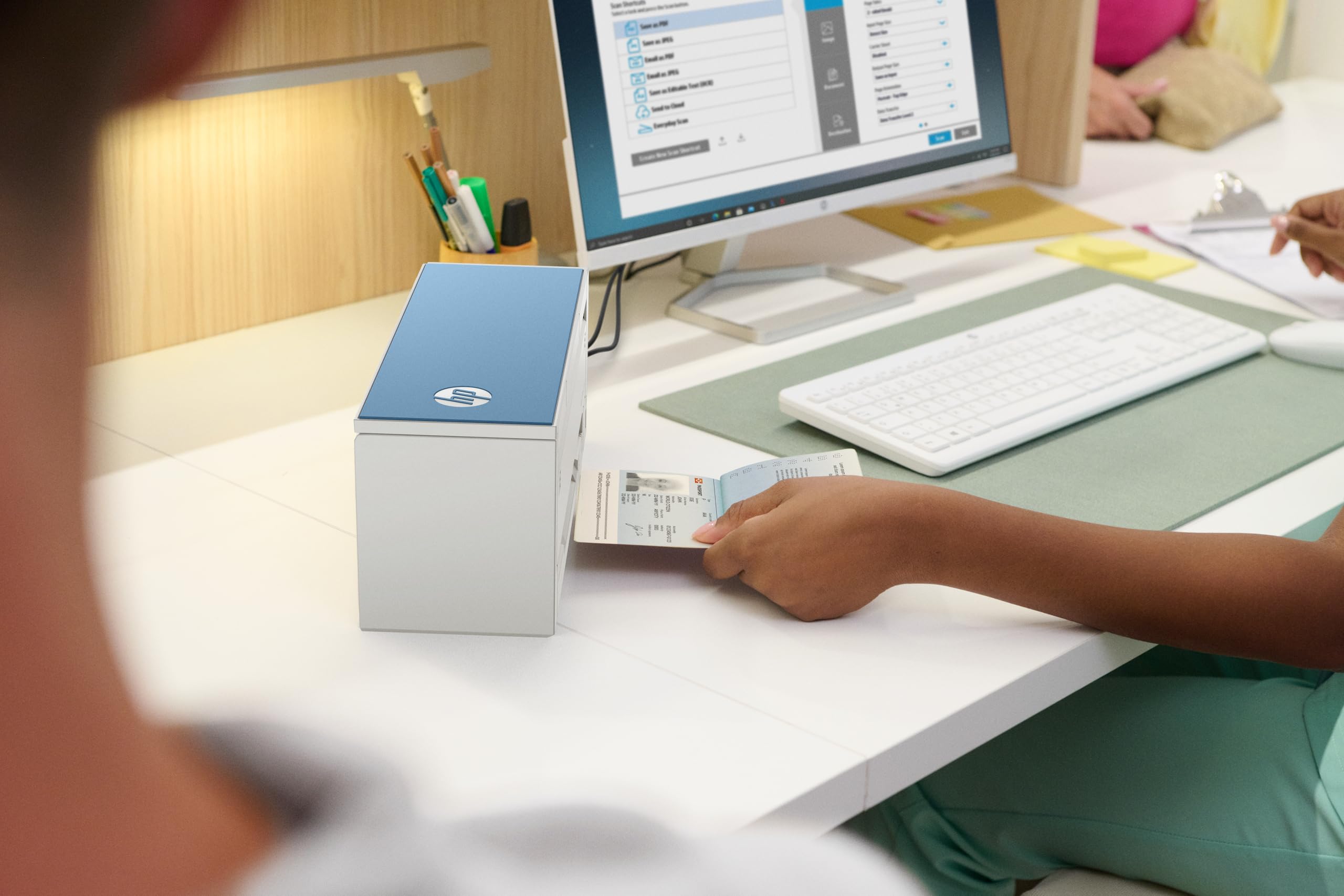 HP ScanJet Pro 4200 s1, escáner, ADF de hasta 50 Hojas, USB 3.0, hasta 4.500 páginas diarias, flujos de Trabajo automatizados