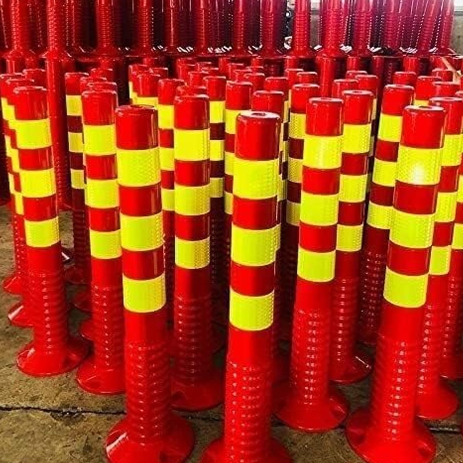 Generico Paletto di Sicurezza Resistente alle intemperie - Barriera Riflettente per marciapiedi e parcheggi, paletto di Sicurezza in plastica Resistente - Confezione da 5 (Arancione e Argento)
