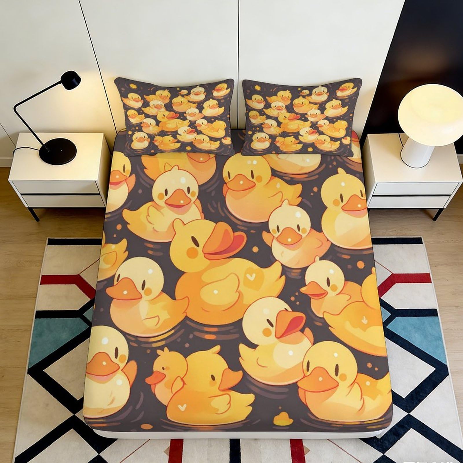 3D Printed Cute Duck Pattern Fitted Sheet Microfiber Soft Breathable Cartoon Ducklings Bed Cover for Bedroom Dormitory Guest Room Mattress Protection 200x200x25cm