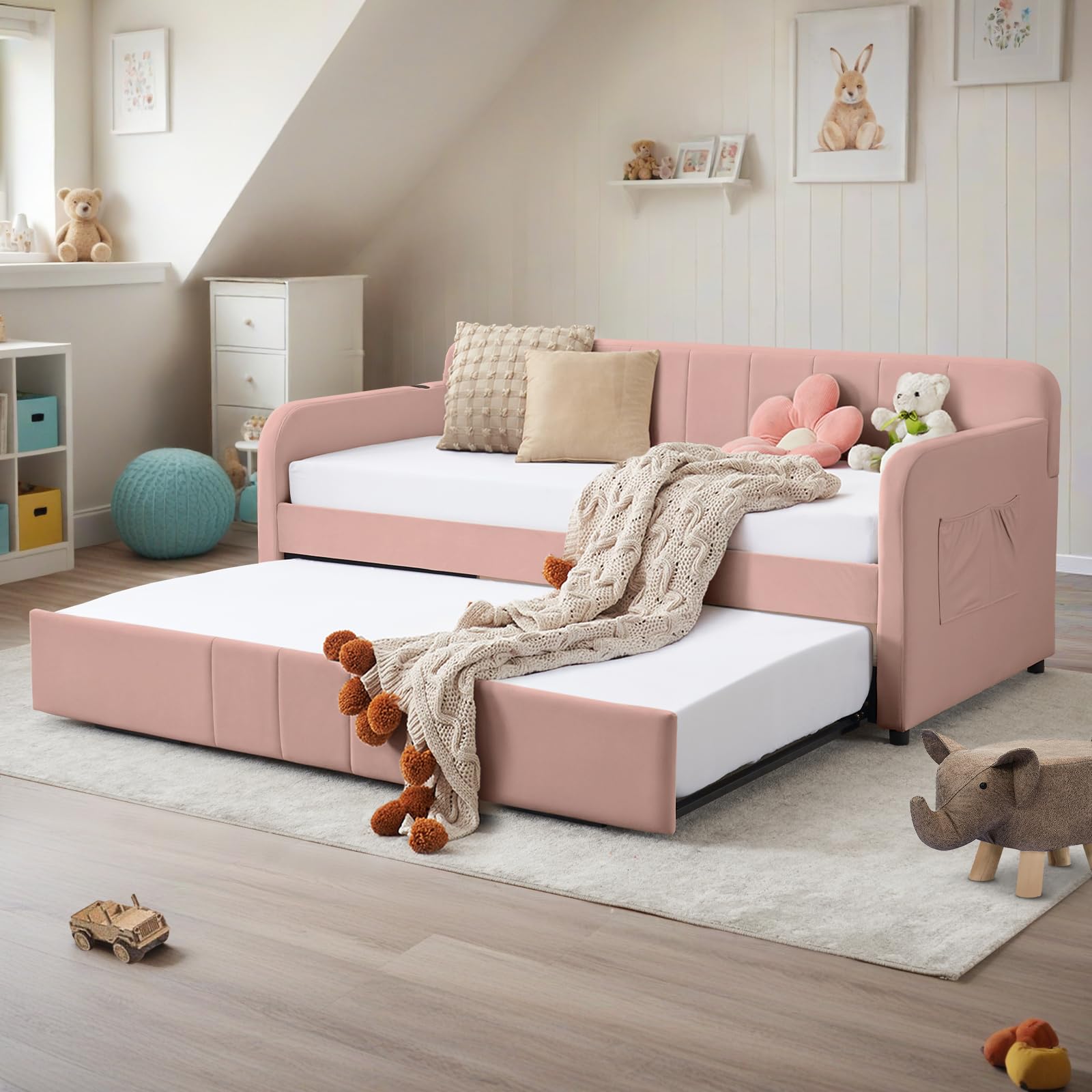 GEEVIVO Twin Daybed with Pop Up Trundle, Upholstered Tufted Velvet Twin to King Size Daybed Frame with Armrests & USB Charging Ports for Bedroom,