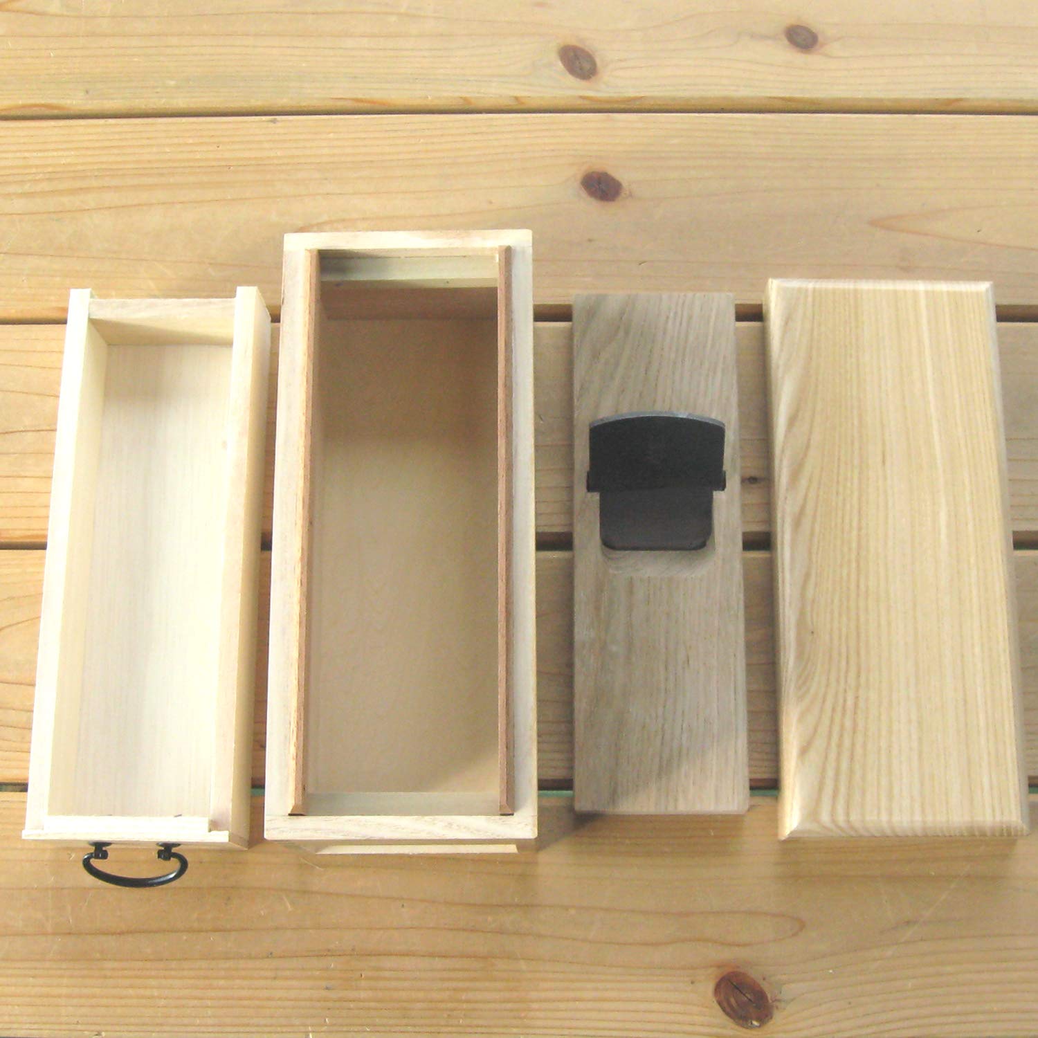 Amazon.co.jp: ナガオ 燕三条 鰹節削り器 鰹箱 TAMO(梻) 小型 23.8cm  