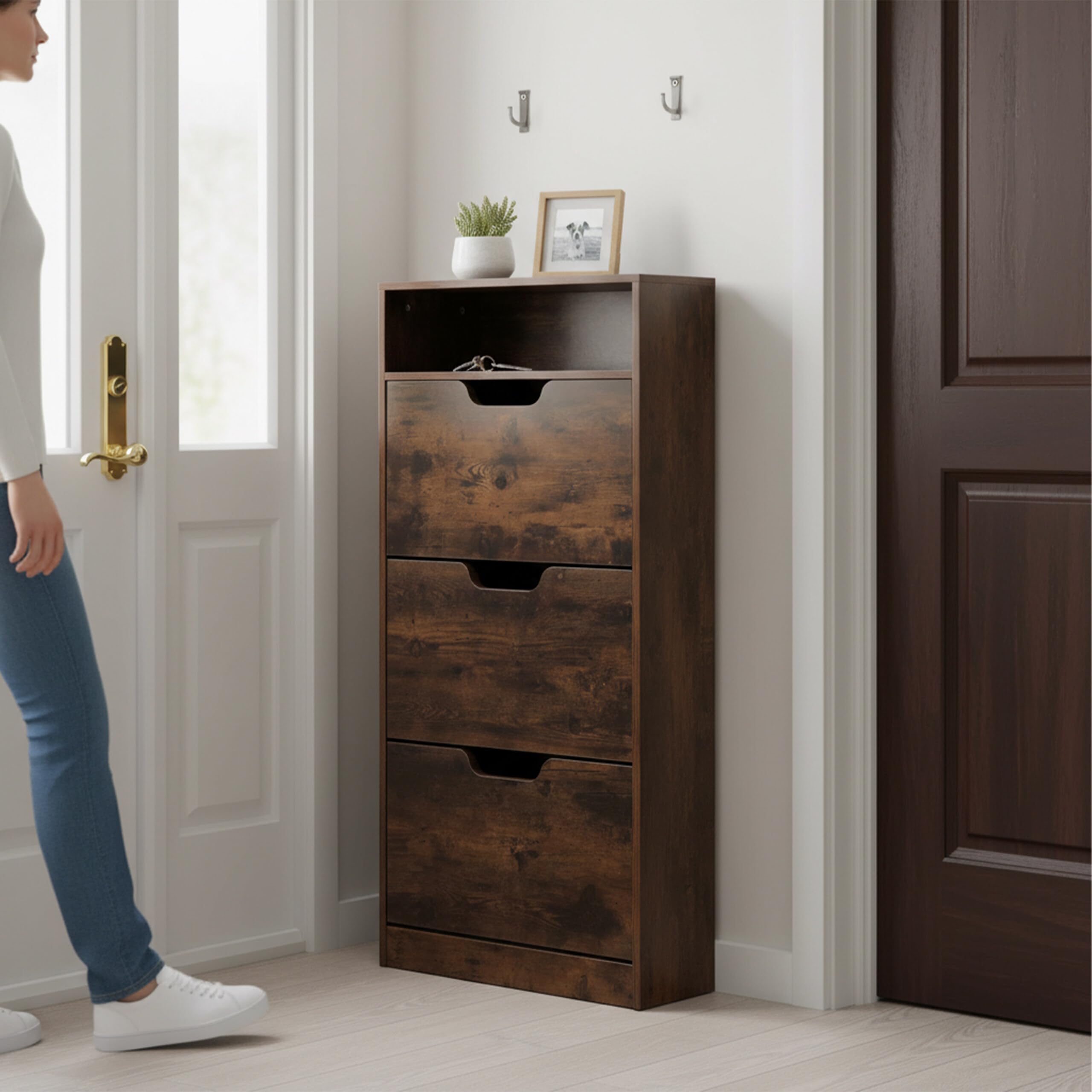 Relaxdays Scarpiera Industriale con 3 Ante, 14 Paia, 140x60x24 cm, Marrone