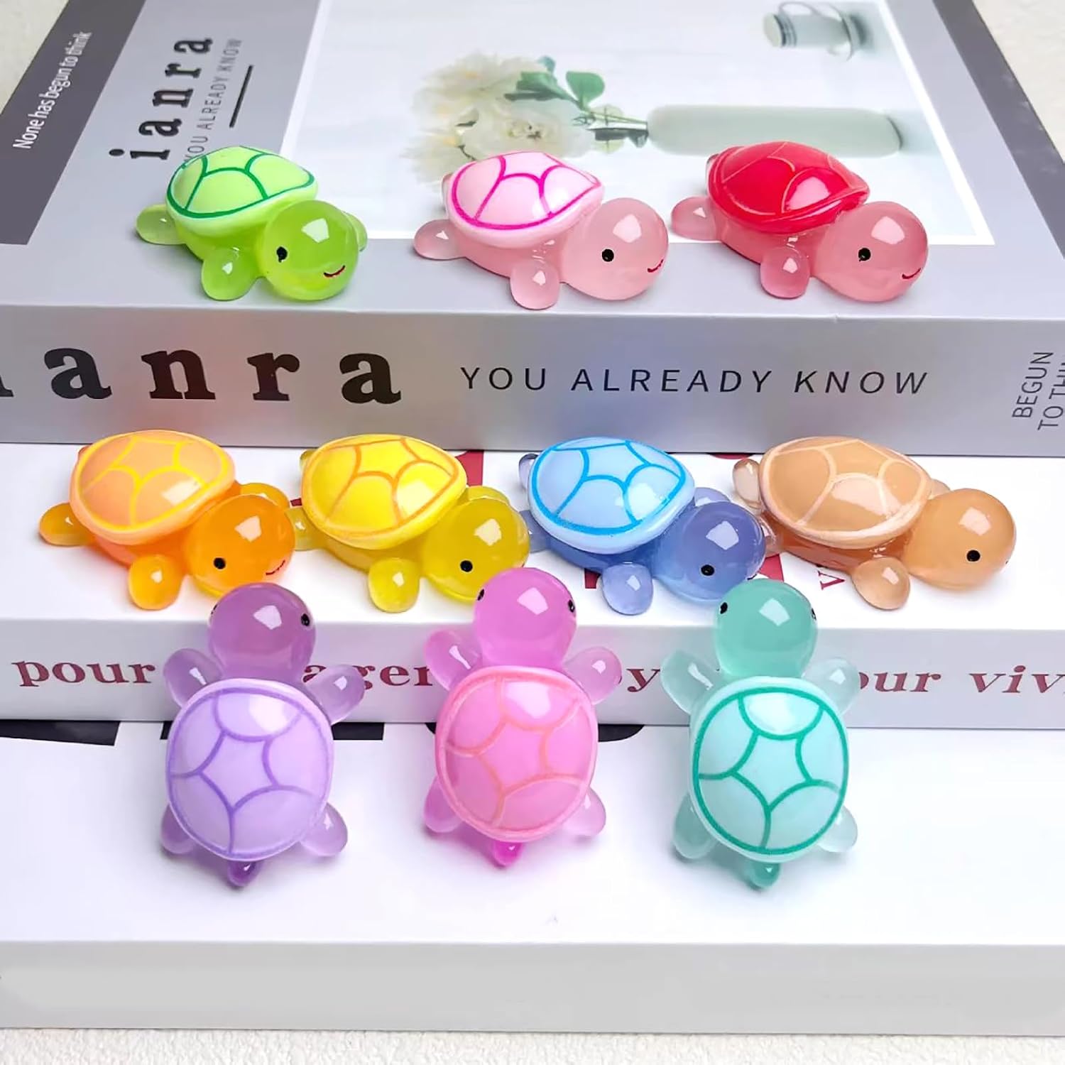 20 Pcs Mini Resin Animals Turtles Figurines Glow in The Dark (10 Colors)