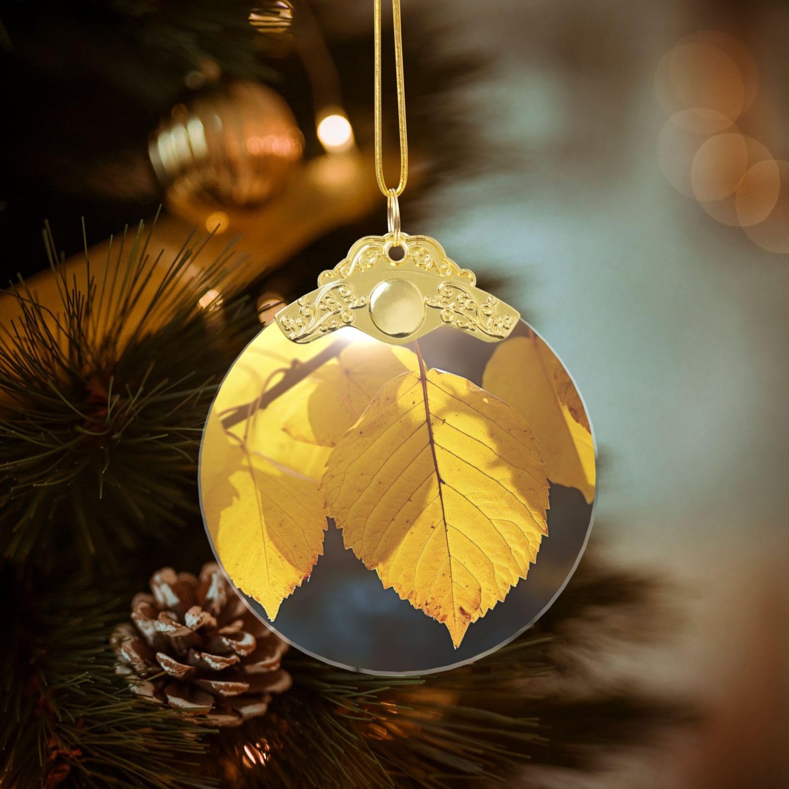 Crystal Christmas Ornaments for Christmas Tree Decoration Hanging Yellow Leaves Ornament with Gold Ribbon Crafts Round Pendant for Keepsake Gifts Glass Xmas Decor Party Supplies