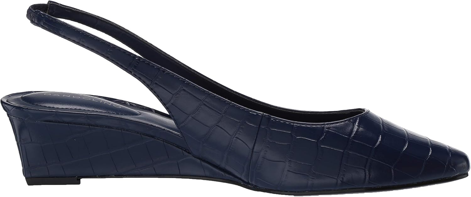 Bandolino Women's Caiman Pump