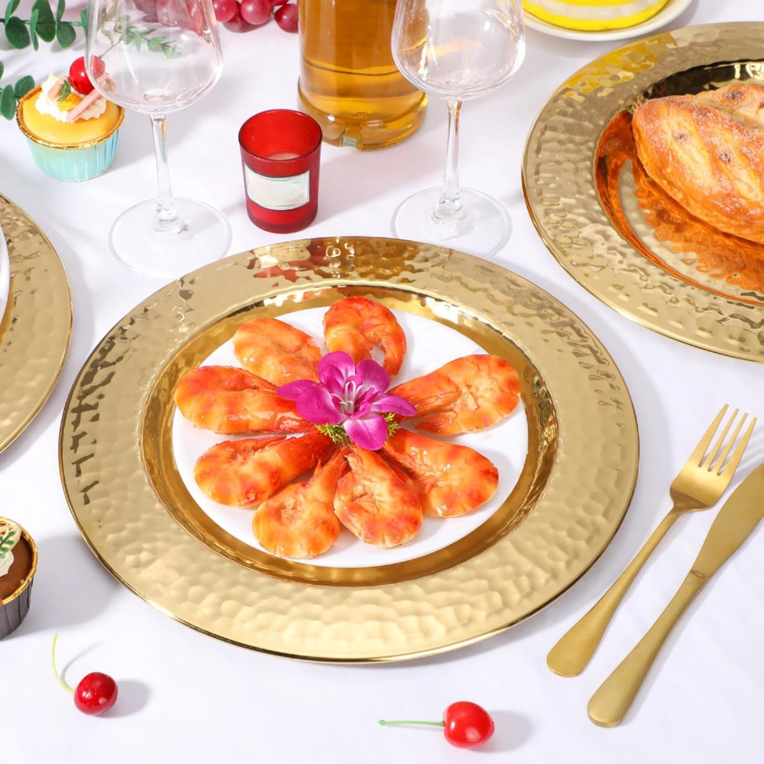 12 Packs Chargers Plates Bulk 13 Inch Stainless Steel Hammered Rim Round Elegant Dinner Plates Luxury Decorative Chargers for Wedding Party Catering Upscale Events (Gold)