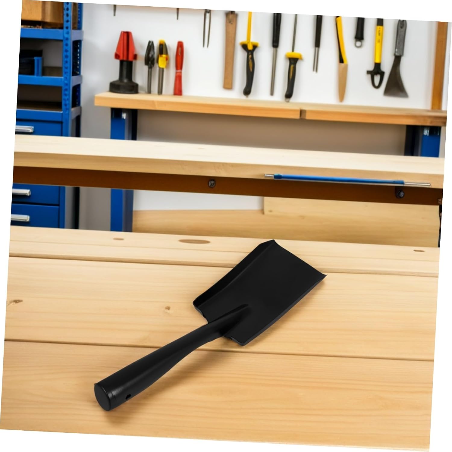 OSALADI Fireplace Ash Shovel User-Friendly and Multi-Functional Design, Sturdy Black Manganese Steel Gardening and Beach Shovel for Ash Scoop and Snow Removal Tasks