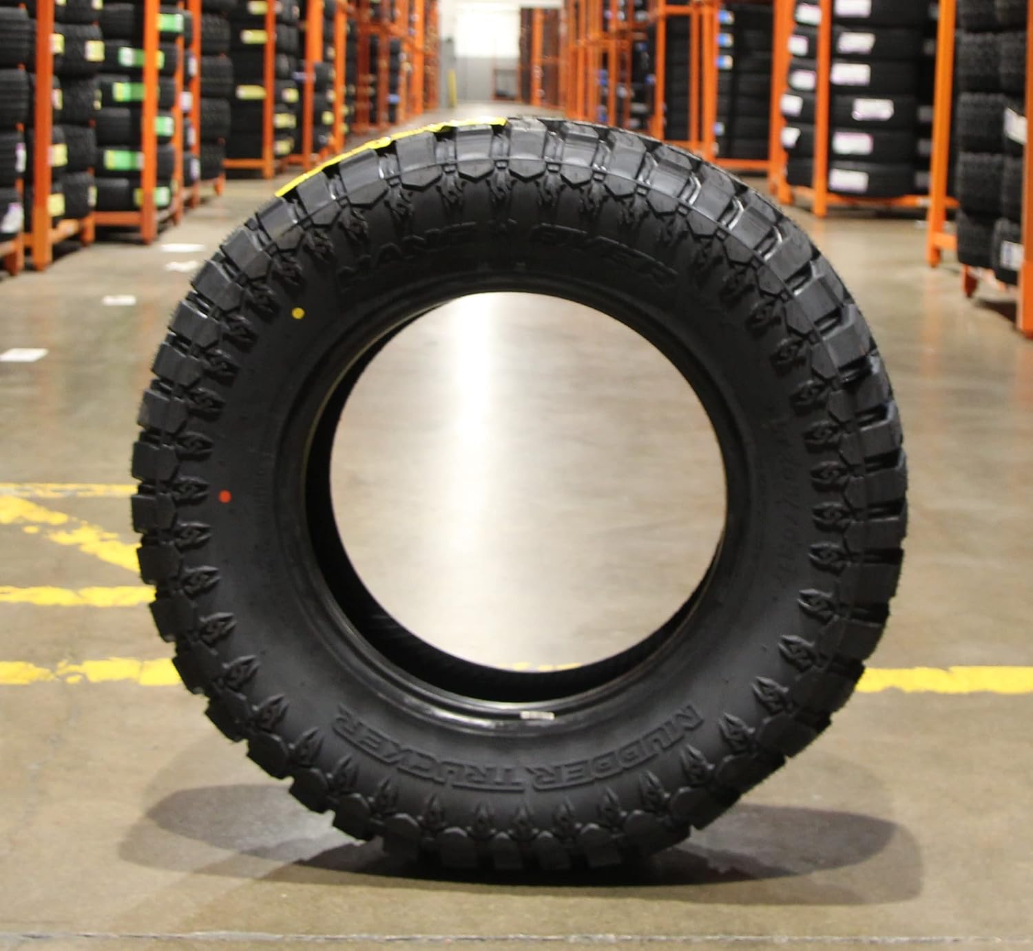Mudder Trucker Hang Over M/T Mud Tire 265/70R17 121/118Q LRE BSW 26570R17