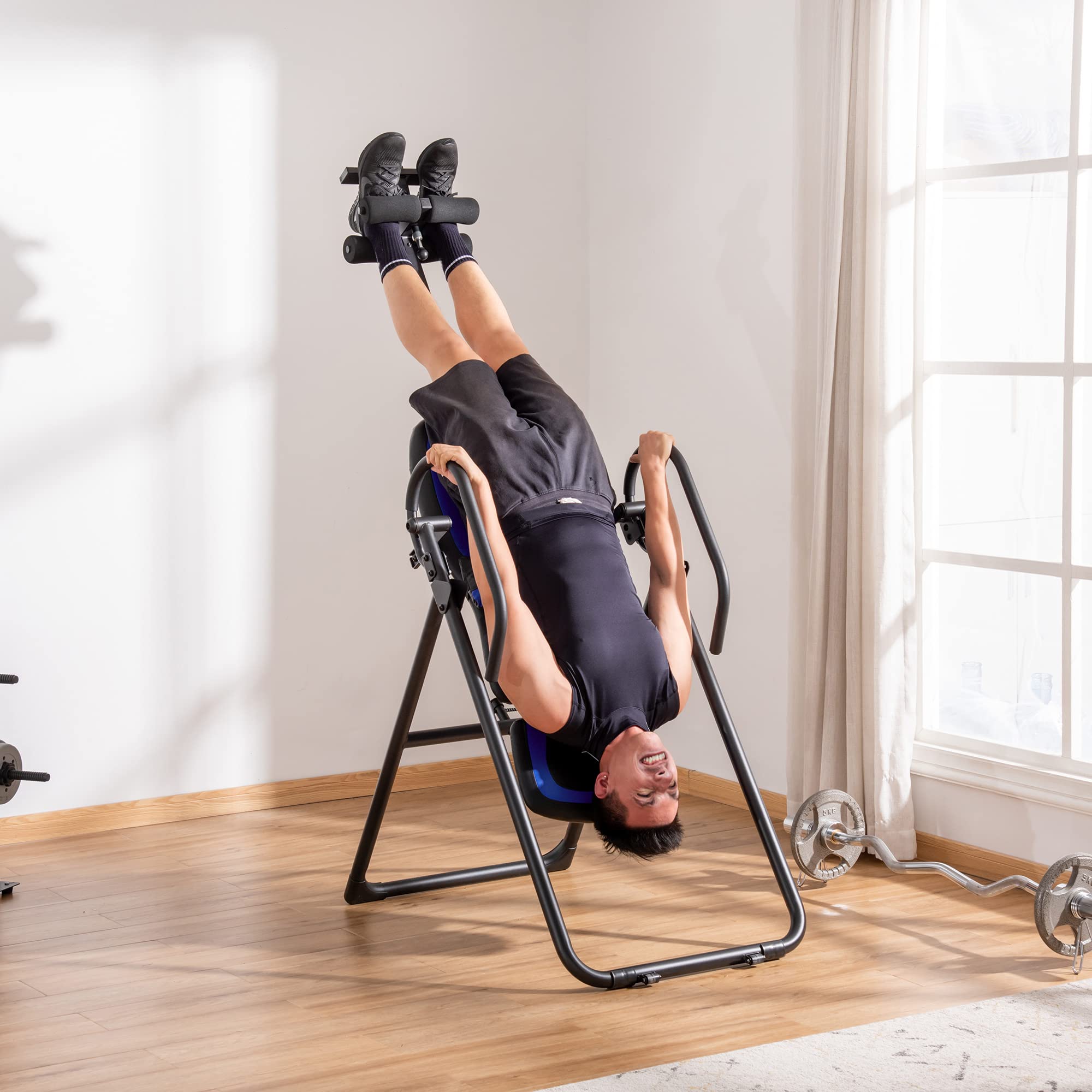 HOMCOM Inversionsbank Klappbarer Heimtrainer 132x71x145 cm Schwarz+Blau