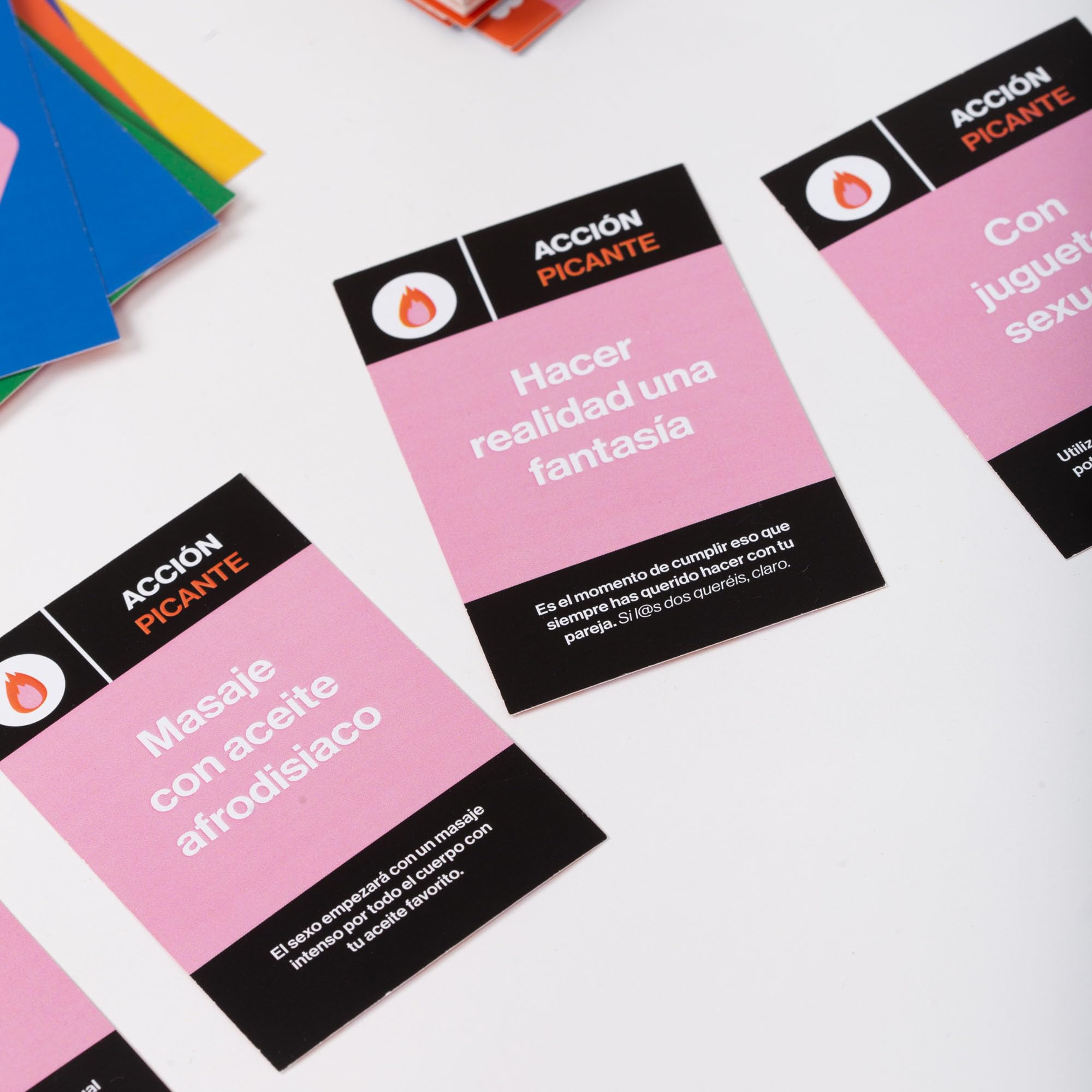 UO Juego de Cartas Habitación 69. Juego Cartas Erótico para Parejas. Divertido y Picante con 40 Retos. Regalo Ideal para Explorar y Disfrutar en la Intimidad