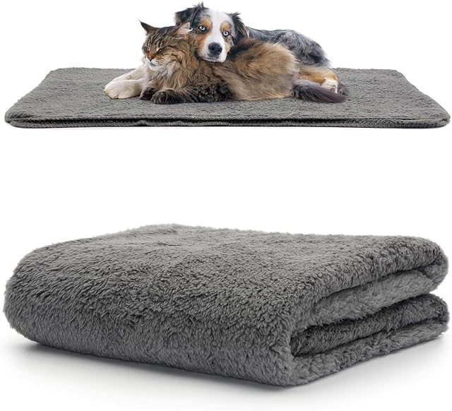 Snug Rug Luxury Pet Blankets - Fluffy Sherpa Fleece Blanket Soft and Warm Dogs and Cats  Washable Throw for Car Sofa Bed (Medium 120 x 88cm, Slate Grey)