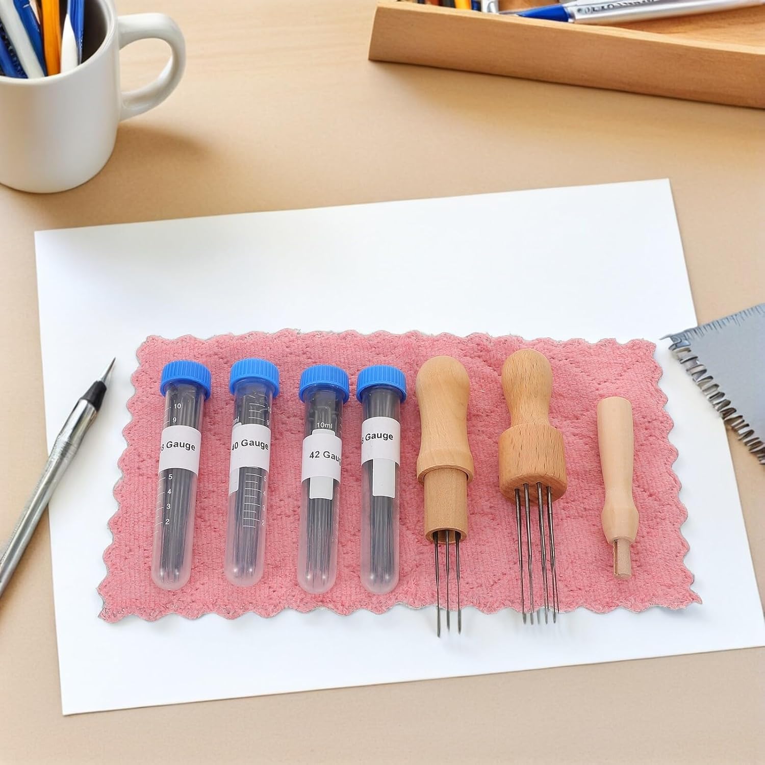 Alipis 172pcs Wool Felting Needles Kit with 4 Sizes Felting Tools Set for Beginners and Professionals for DIY Crafts Home and Travel Use
