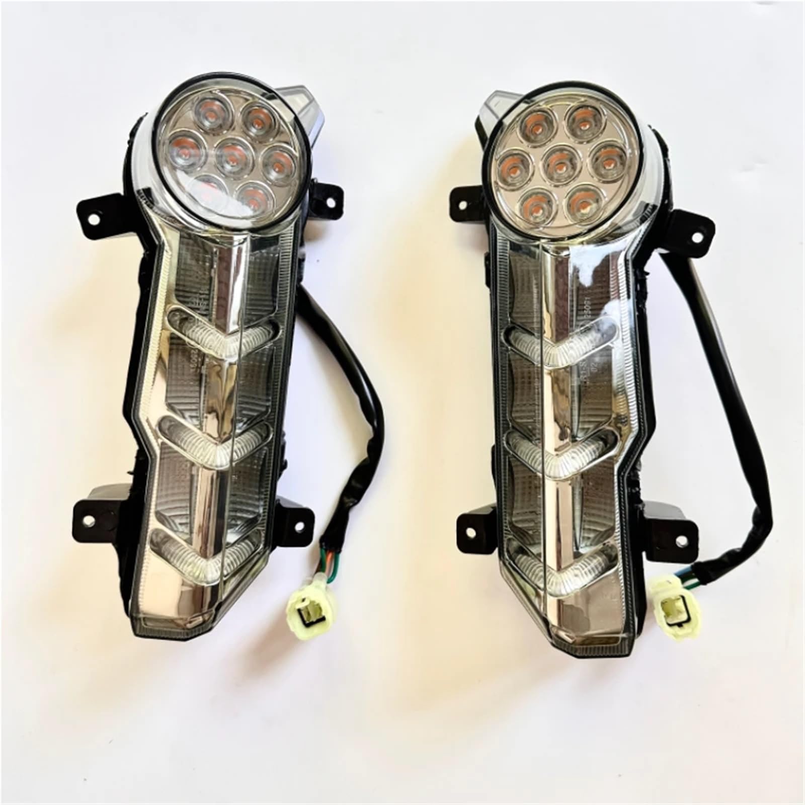 Rücklicht hinten Links/rechts von 2017–2020, gelber Stecker for CF Moto Cforce 800 1000 ATV Quad 9AWA-160210 9AWA-160220(9AWA-160220 Right)