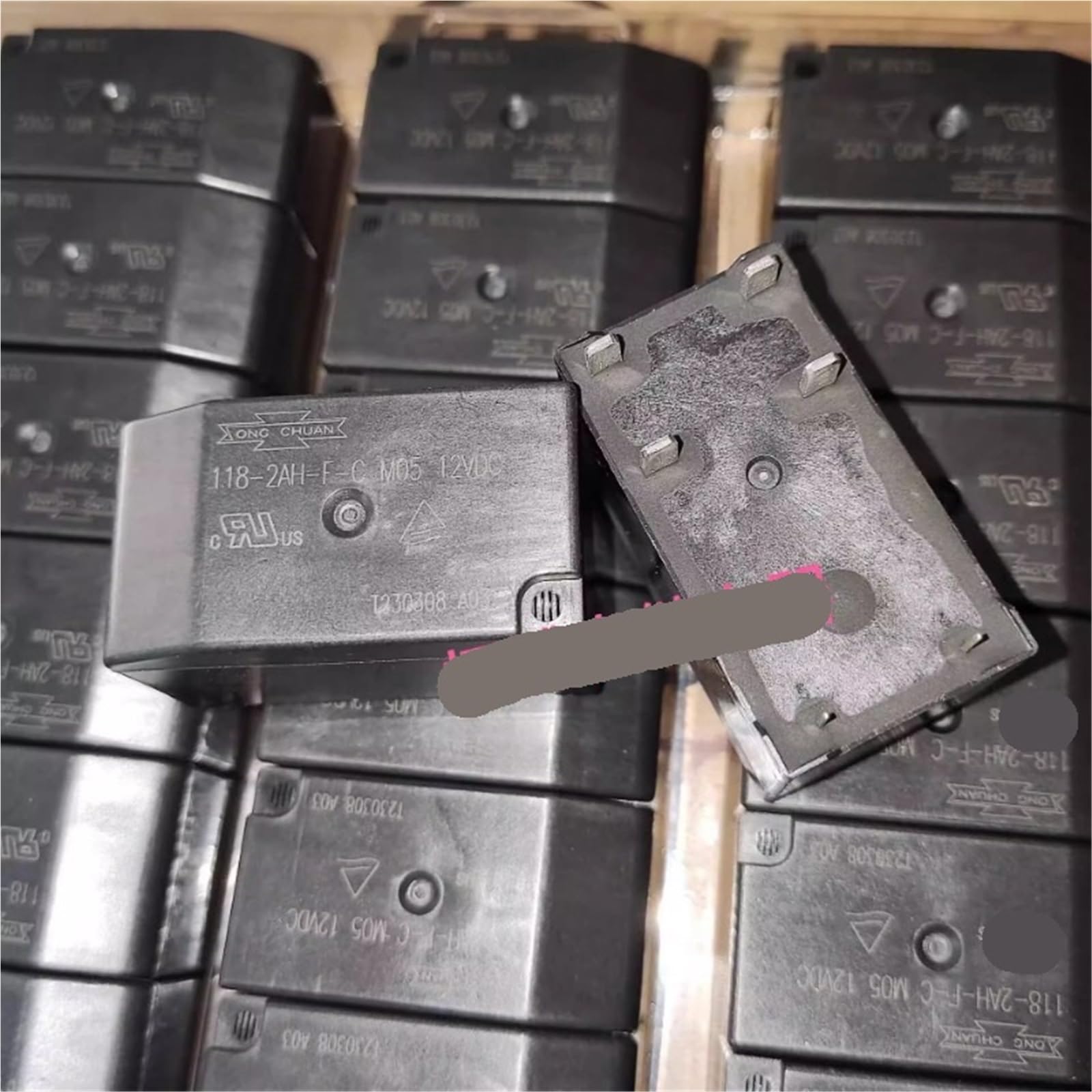 Relais automobile 118-2AH-F-C M05 12VDC 6 pins pour circuit électrique auto