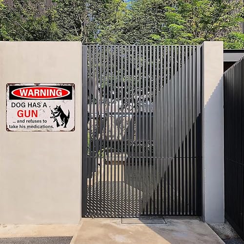 Miniatura 7 de Letrero de metal vintage con texto en inglés "Warning Dog Has A Gun", pintura de hierro, póster de pared de advertencia para el hogar, cocina,