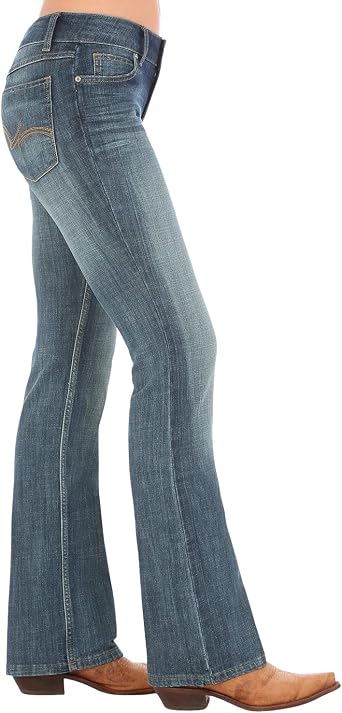 Amazon.com: Wrangler - Pantalón de mezclilla estilo vaquero, corte de bota.  : Ropa, Zapatos y Joyería