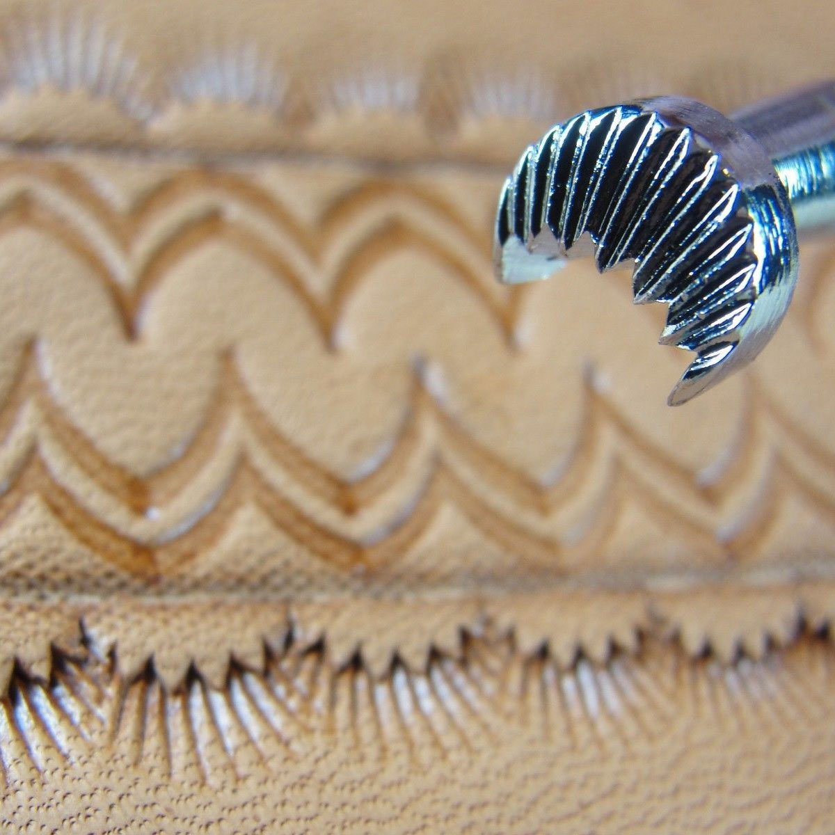 Steel C432 Fluted Camouflage Border Stamp, Craft Japan Leather Stamping Tool