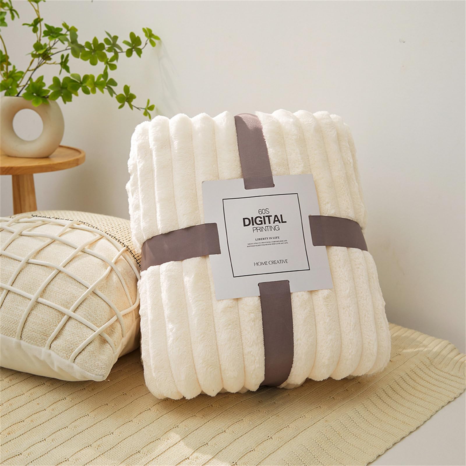 DOTBUY-SHOP Flannel Blanket Soft Throw Blanket, Warm Blankets and Throws, Thickening Throw fit all Season, Versatile Flannel Blankets For Sofas, Bed, Travel (200x230cm,Off-white)