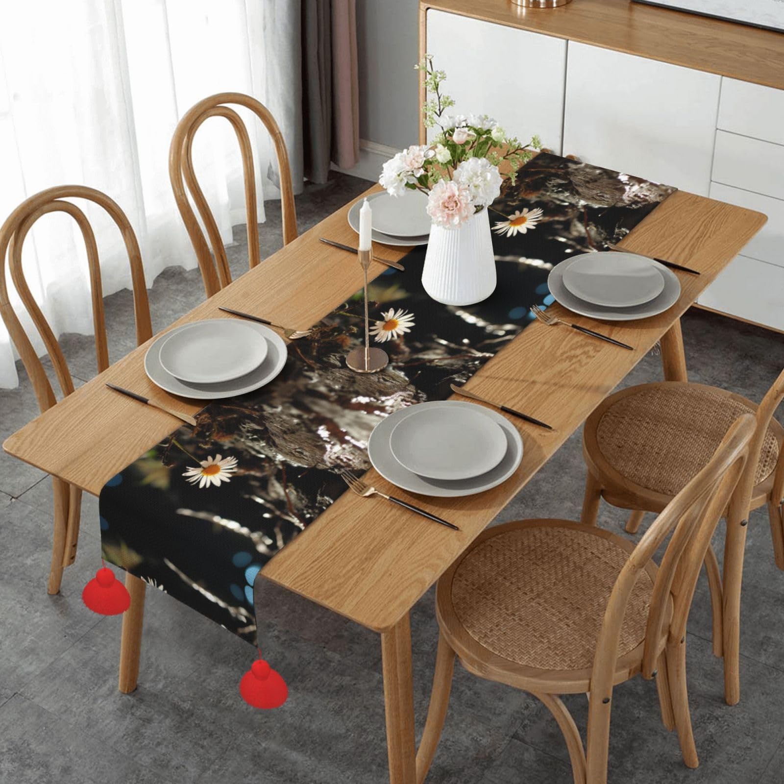 Chemin de table marguerites anti-rayures pour table basse et mariage ferme