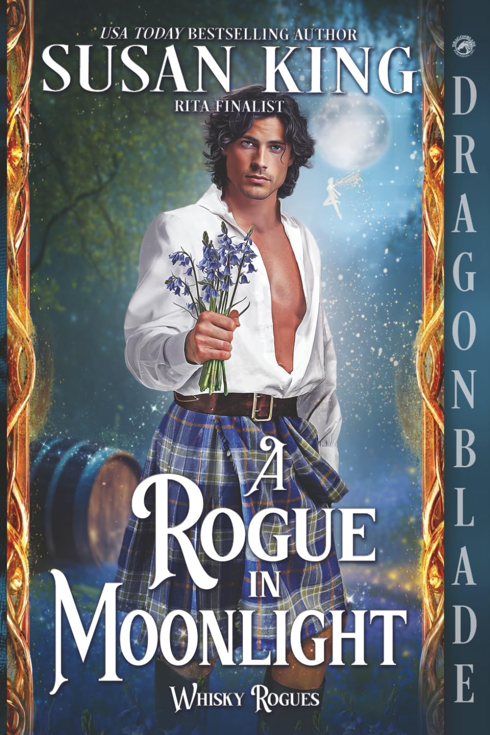 A Rogue in Moonlight: Scottish Historical Romance (The Whisky Rogues)