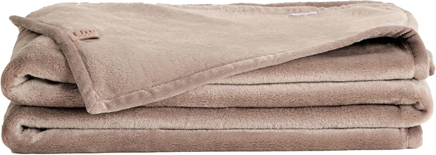 UnHide Lil Marsh Traveler Travel Blanket Faux Fur
