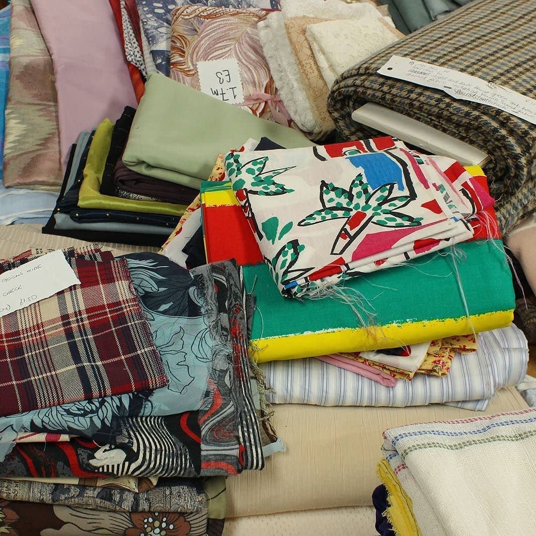 Lucky Dip Remnants Bag| Assorted Fabric Printed Crepe, Plain Cotton, Scuba, Jersey, Print Polycotton, Brocade Fabric (5KG)