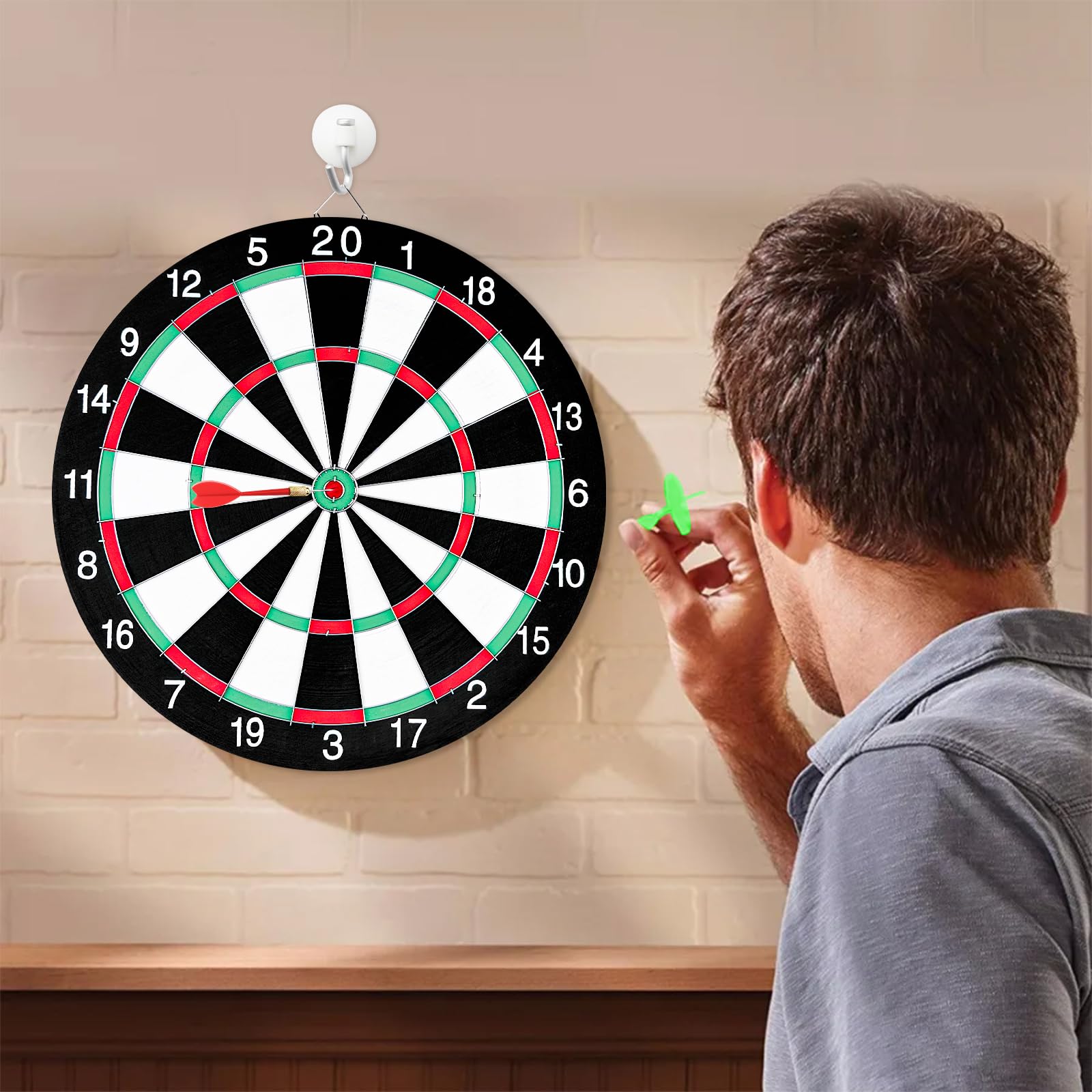 WinGluge Bersaglio Freccette 40.5CM, Set Freccette Gioco Tirassegno Anello Numerico, Classico con 6 Freccette Professionali per Attività Aria Aperta e Riunioni Famiglia