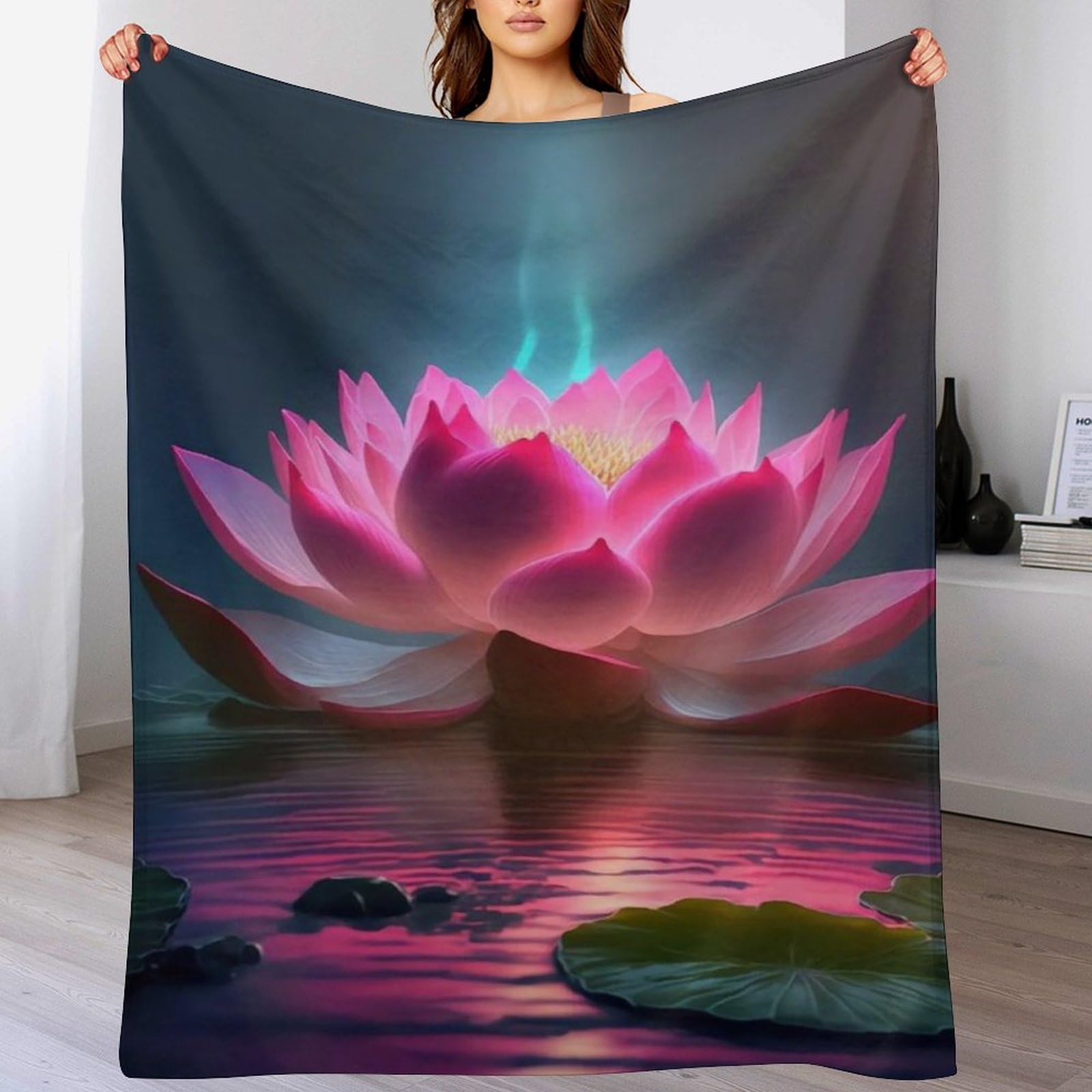 Couverture polaire lotus pour vos soirées cocooning sur le canapé