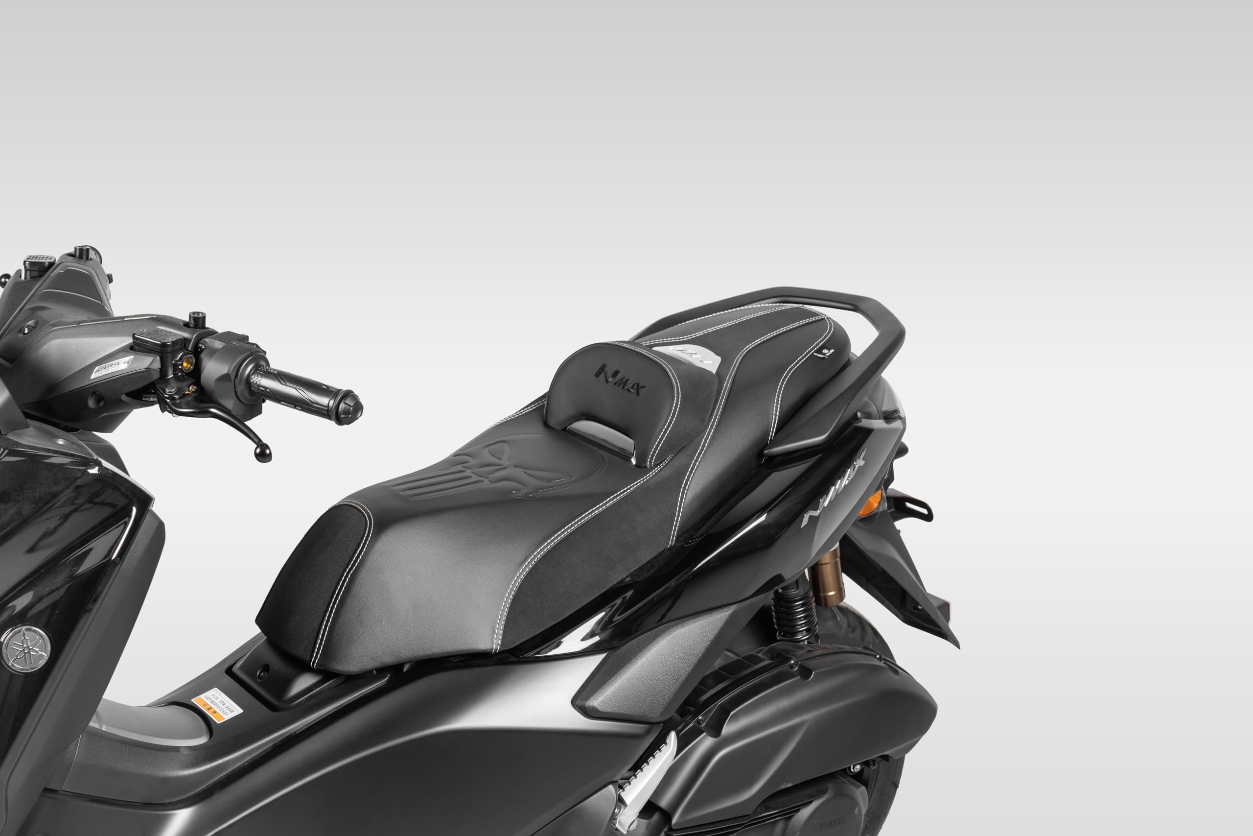 本日限定値下げ 10000円ポッキリ2025年 V3 NMAX 専用シート Amazon | Entrotech YAMAHA N-MAX 2025 nmax125/155 n-max 新型