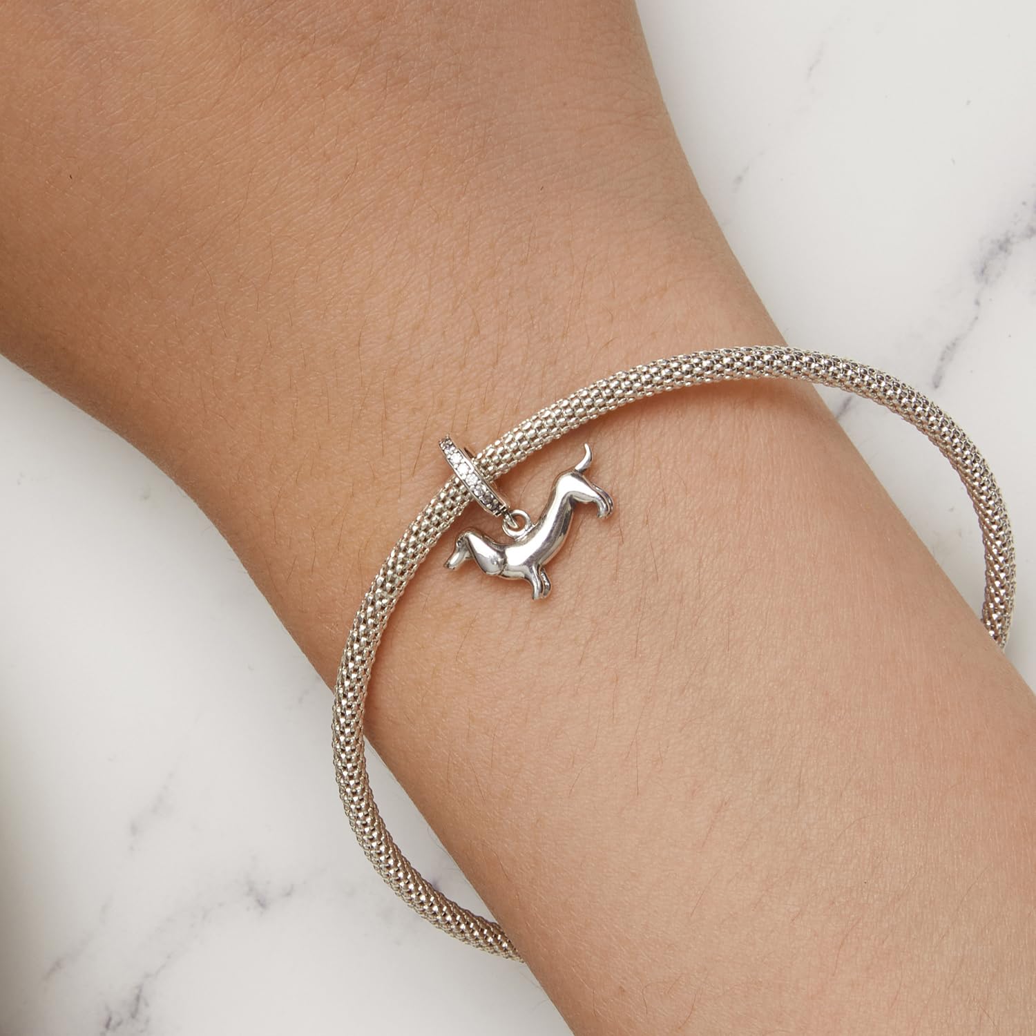 Ciondolo di Bassotto en Argent Sterling 925, Ciondolo Mignon de Chien de Race, Pendentif Adapté pour Bracelets et Colliers Pandora pour Femmes