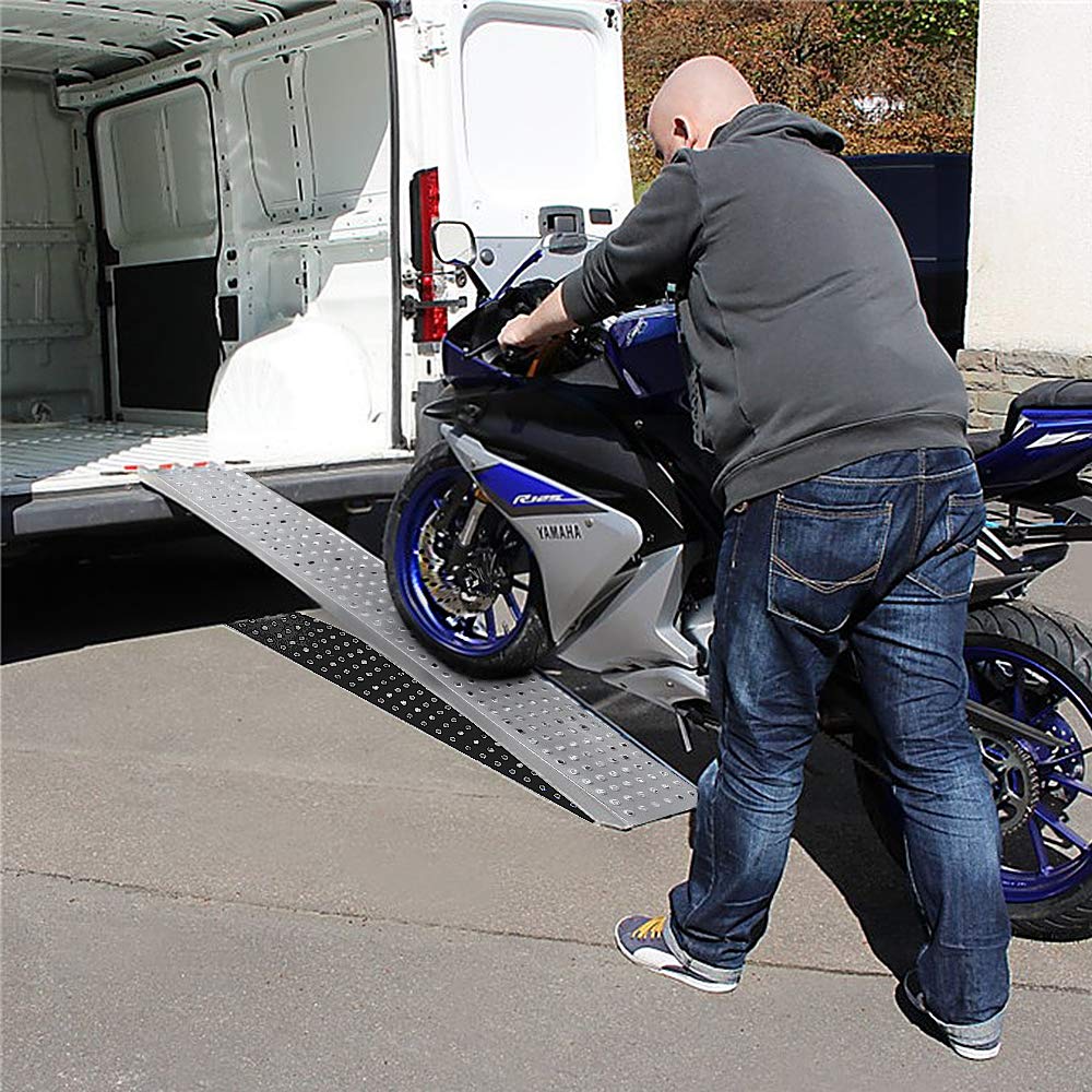 XMTECH 2 x rampa najazdowa, obciążenie do 400 kg, ocynkowana stal, szyna załadunkowa, szyna najazdowa, antypoślizgowa do samochodu, motocykla, ATV, samochodów osobowych – srebrna – 135 x 23 x 4,5 cm