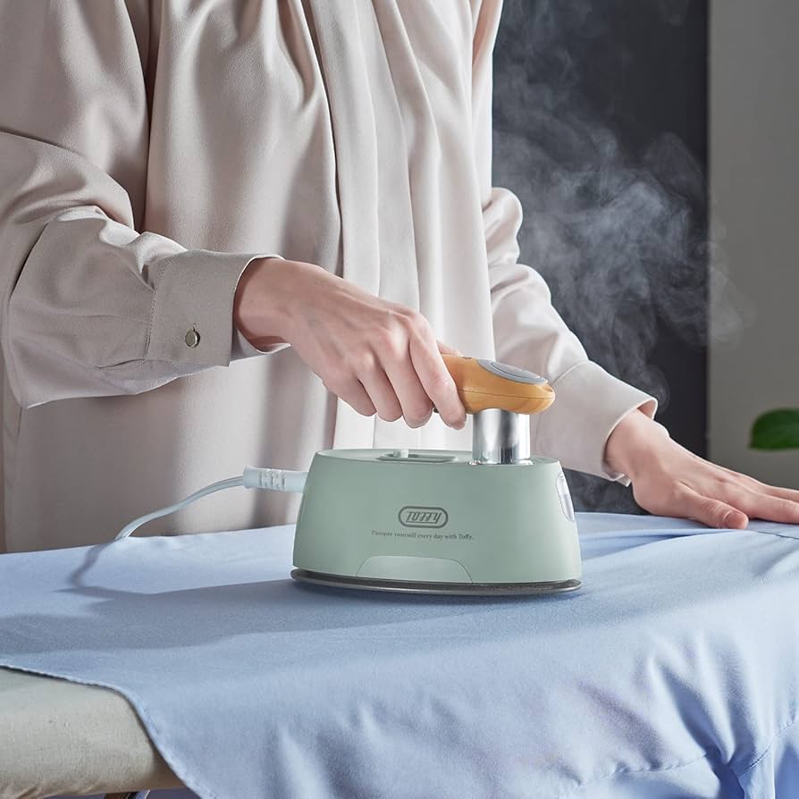 Amazon | 【Toffy/トフィー】 ハンディアイロン&スチーマー HW