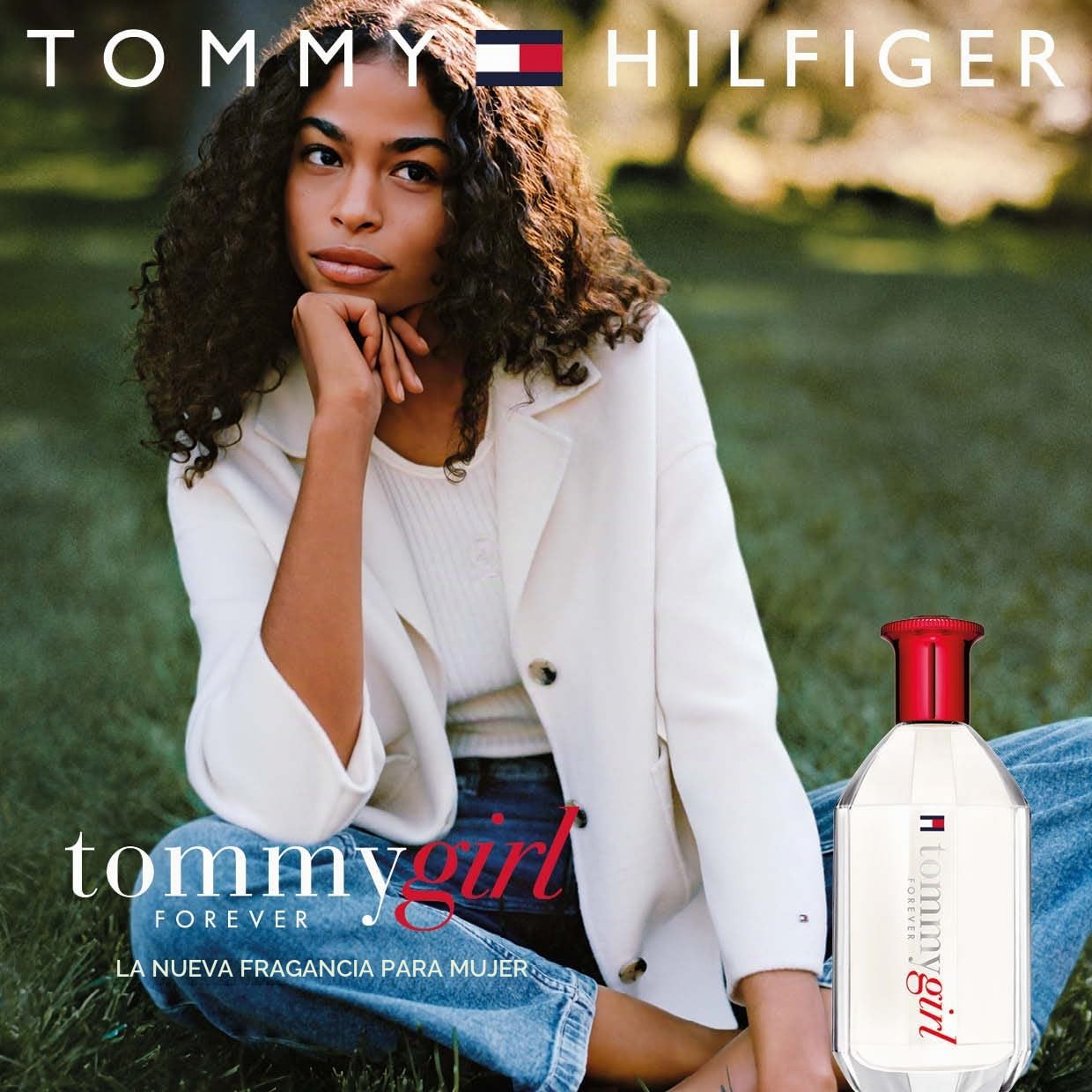 Tommy Hilfiger – Tommy Girl Forever Eau de Toilette 30 ml – Perfume de Mujer – Fragancia Floral Amaderada –Notas Amaderadas y Florales – Botella de Cristal Transparente | Fragancia Floral Amaderada, Notas Amaderadas y Florales, Botella de Cristal Transpar
