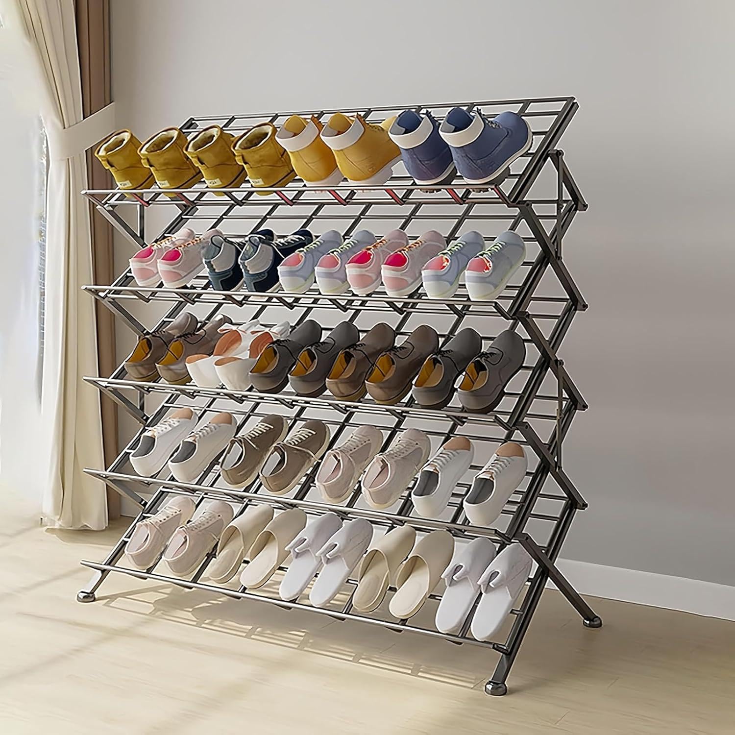 Étagère à chaussures pliable en métal pour optimiser les petits espaces au quotidien
