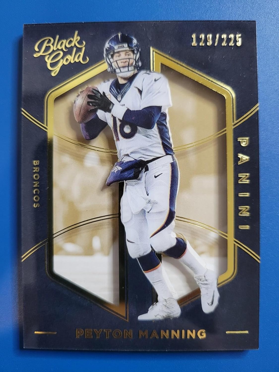 Peyton Manning 2016 PANINI BLACK GOLD #/D 225 DENVER BRONCOS! - Football Cards