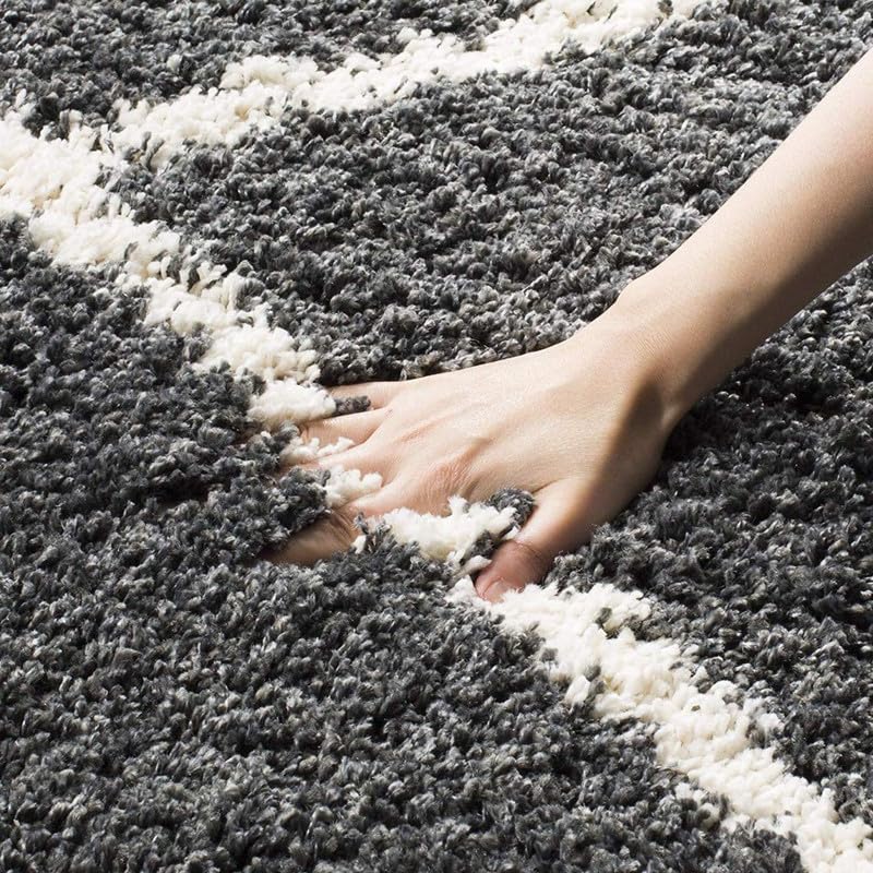 Image of Carpet for Living Room, Bedroom and Hall Handmade Microfiber Cozy Soft and Fluffy Shaggy Area Rug with 2 inch Thick Anti Skid Carpet [2x6 Feet Grey Box]