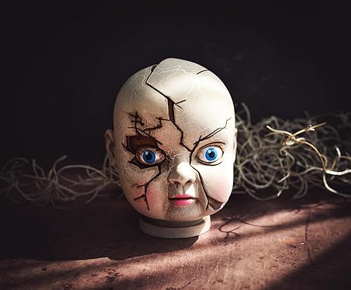 Miniatura 5 de Nerd Block Baby Eat You Alive - Cabeza de muñeca rota coleccionable