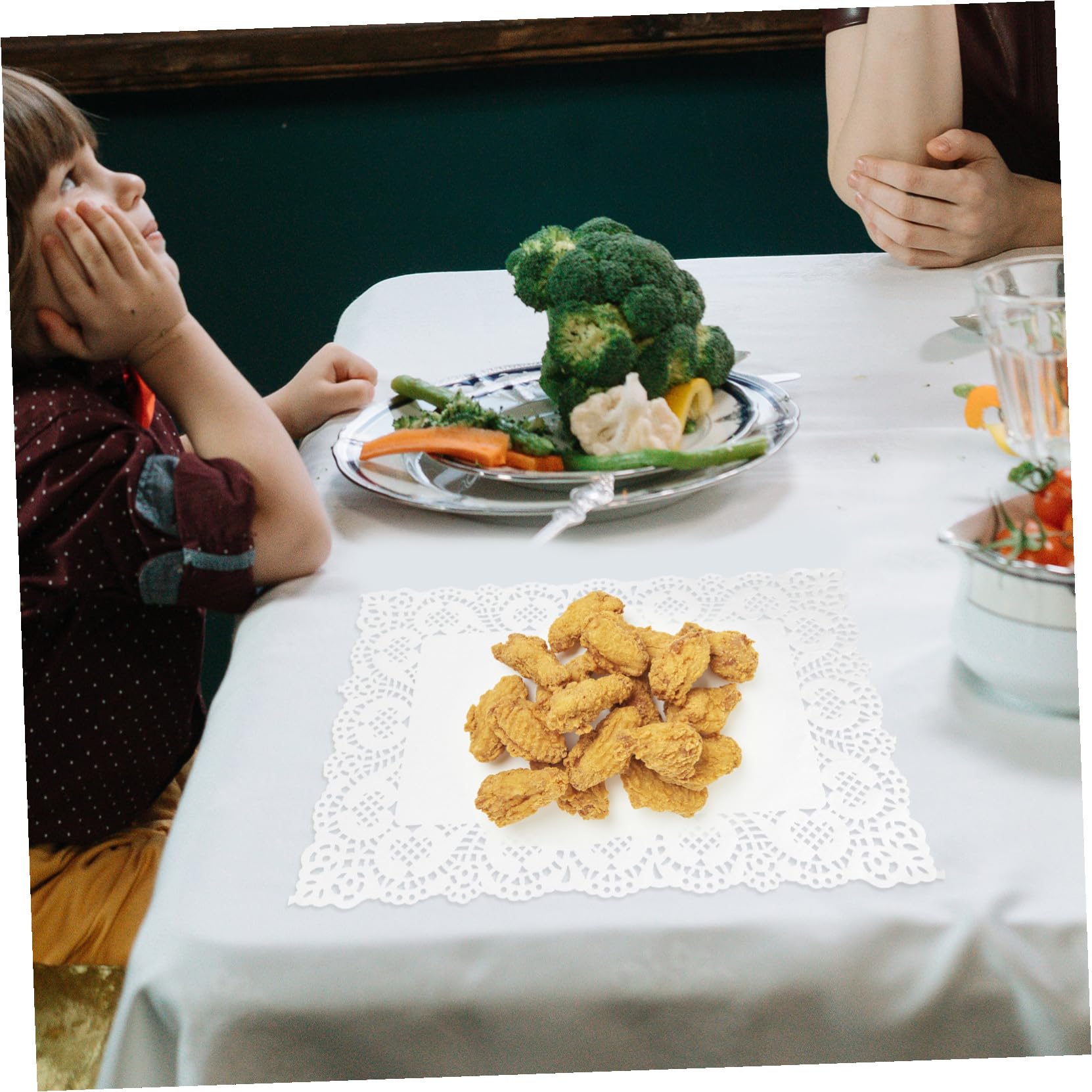 Napperons jetables en papier dentelle contre les plats ternes - Pack de 140 pièces déco