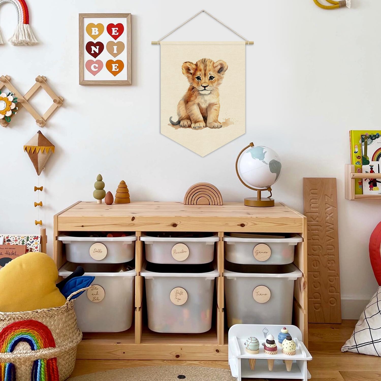 XYDEG Woodland Nursery Decor, Lion Wild Animal Linen Canvas Banner, Lion Safari Nursery Wall Hanging Pennant Flag Banner for Kids Toddler Room Bedroom Playroom Classroom Decor, 15x11in