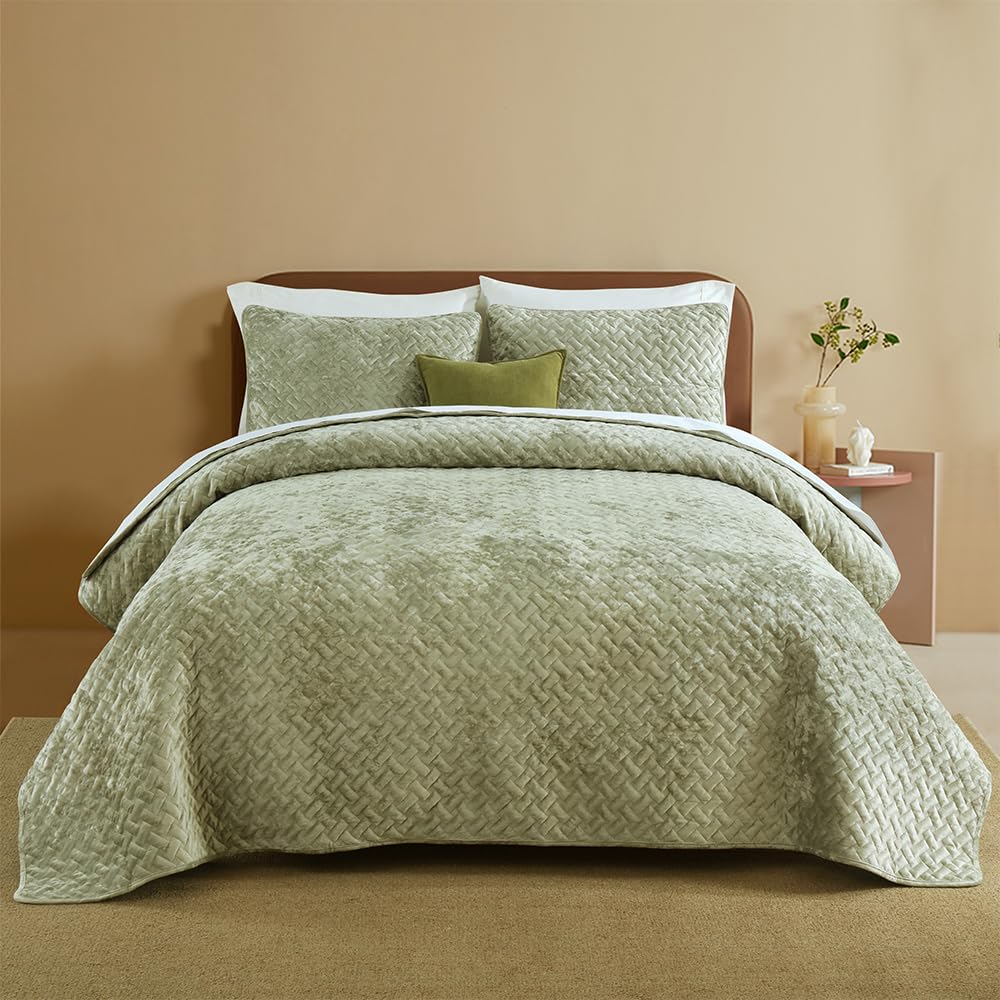 Liians Velvet Bedspread Quilt Bedding Sets