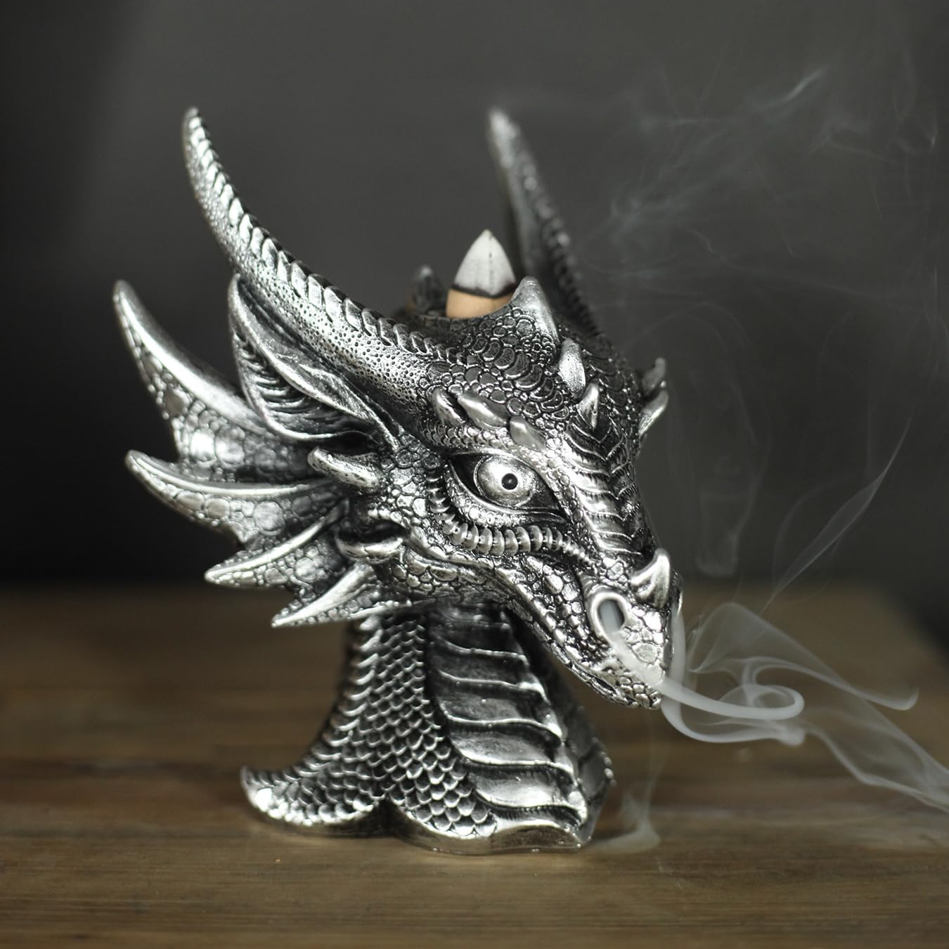 JORAE Breathing Dragon Head Figurine with Backflow Incense Burner Smoking Dragon Statue Gothic Collectible Sculptures Home Decor Table Aromatherapy,