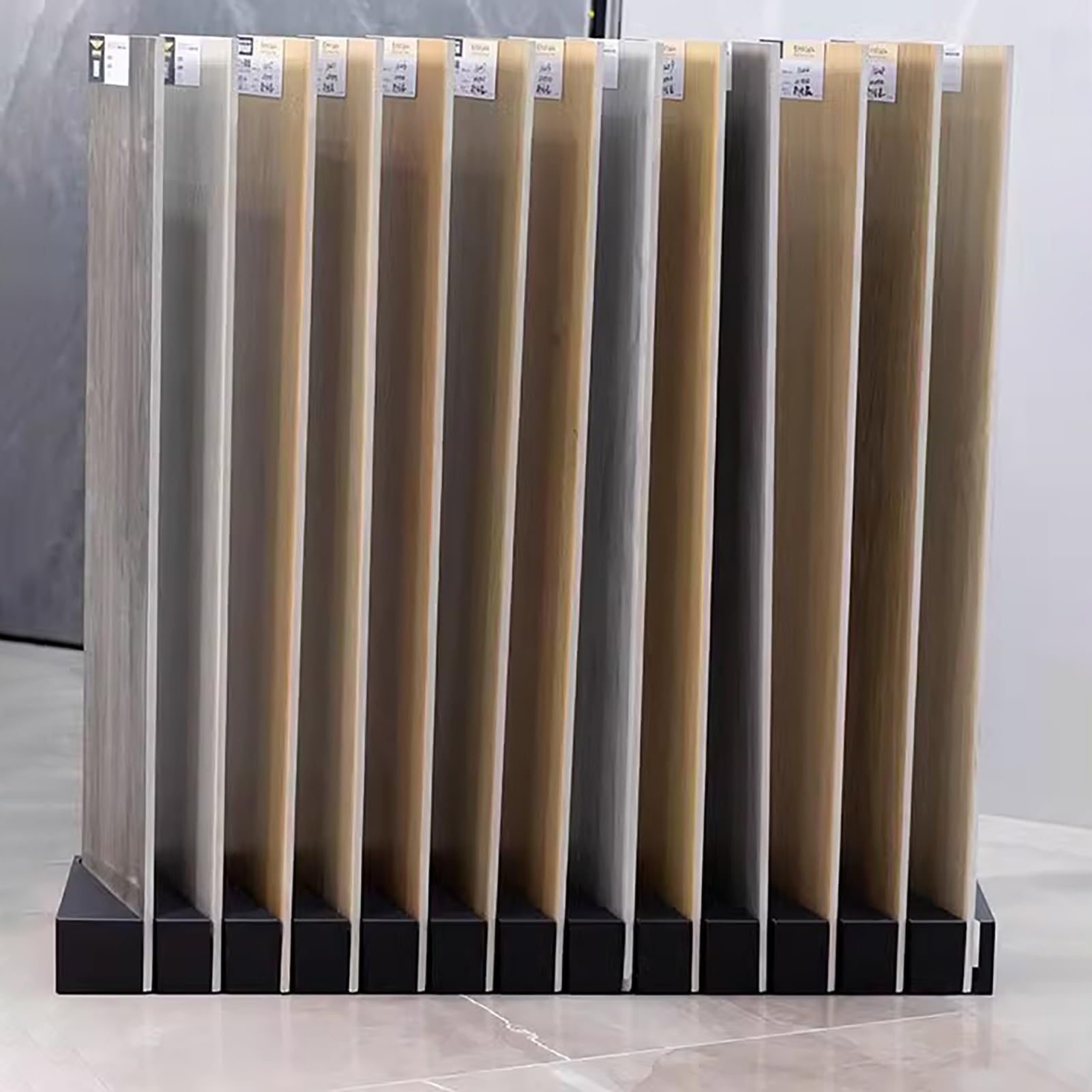 Genérico Estante de exhibición de Metal Resistente para muestras de Azulejos, Soporte para Pisos de cerámica y Madera, Soporte para Platos de Porcelana/Puerta de 13 Ranuras, 40 cm (15,75") - Negro