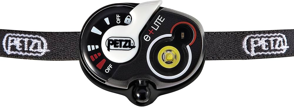ペツル／PETZL イーライト(e+LITE) ヘッドライト新旧セット イーライト - PETZL｜HEADLAMP
