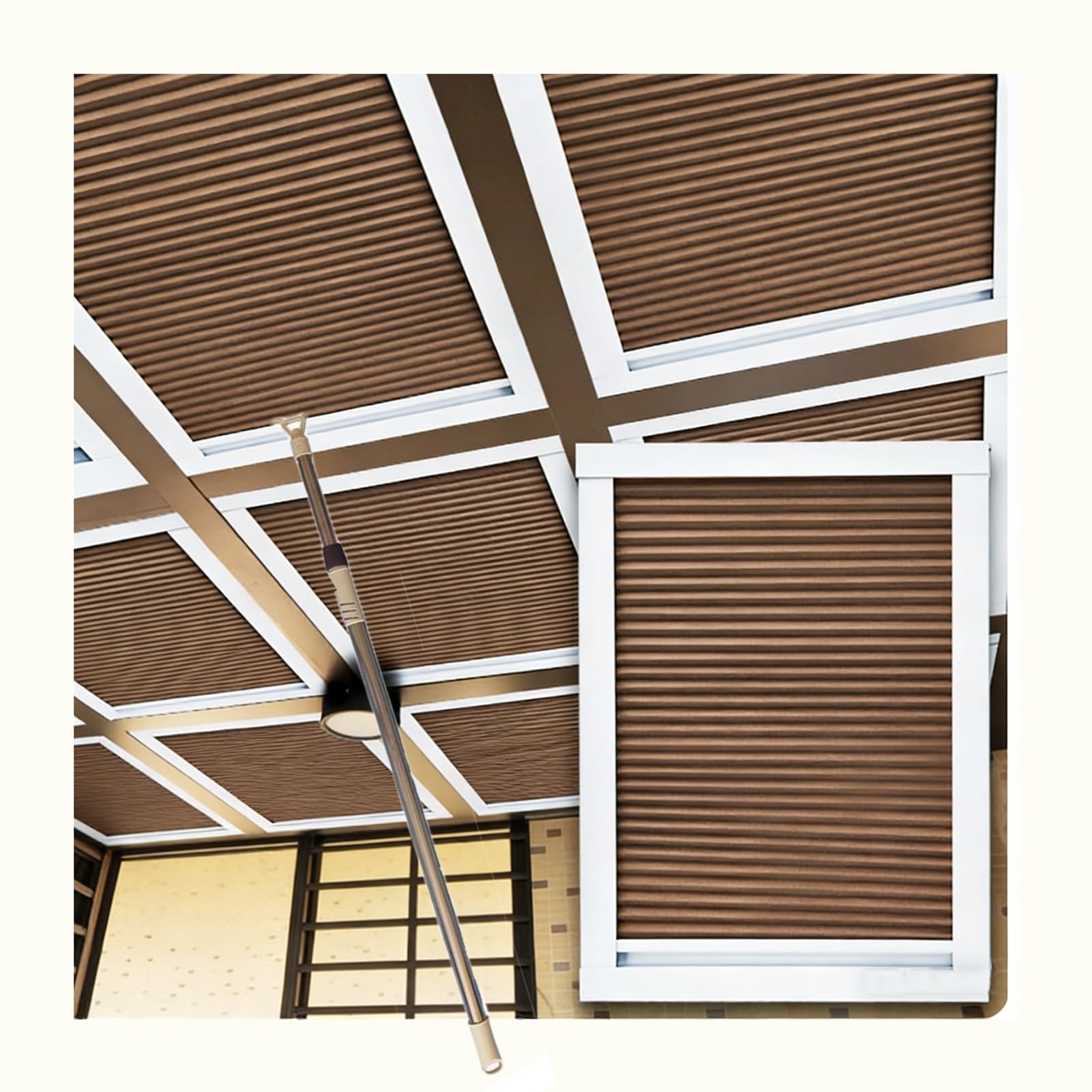 Store de véranda thermique 70 x 70 cm pour savourer votre salon de verre en été