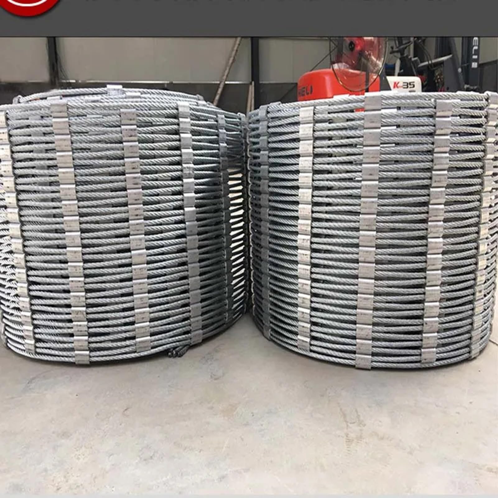 Rete di sicurezza in acciaio inox 2,4 x 2,4 m – Reu 304 Mesh per la costruzione di recinzioni da giardino e la protezione degli animali – Rete di protezione anticaduta per uso esterno