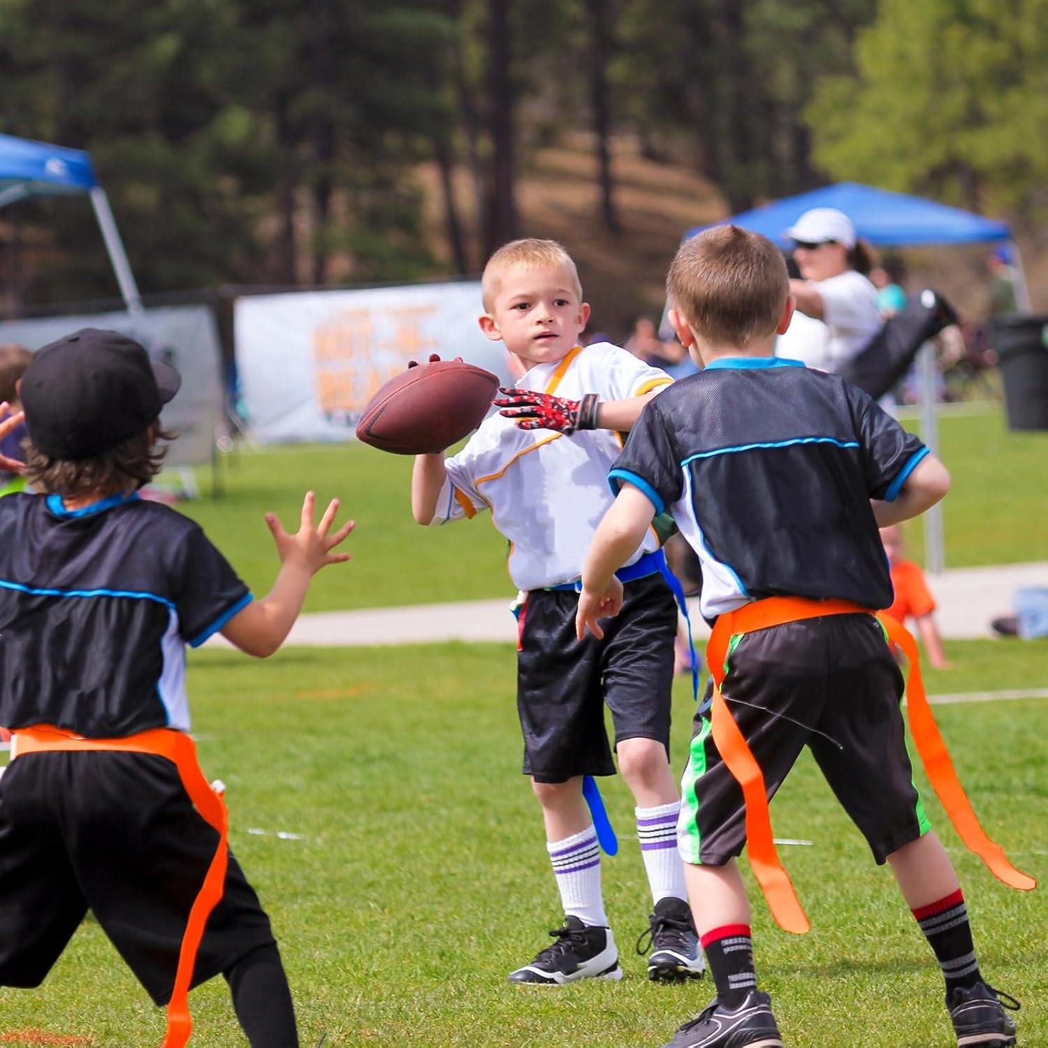 Flag Football Set, 14 Player Adjustable Belts with Cones Includes 14 Easy Tear Away Belts, 28 Football Flags, 12 Cones, 1 Carrying Bag for Youths, Adults Sport Team Training