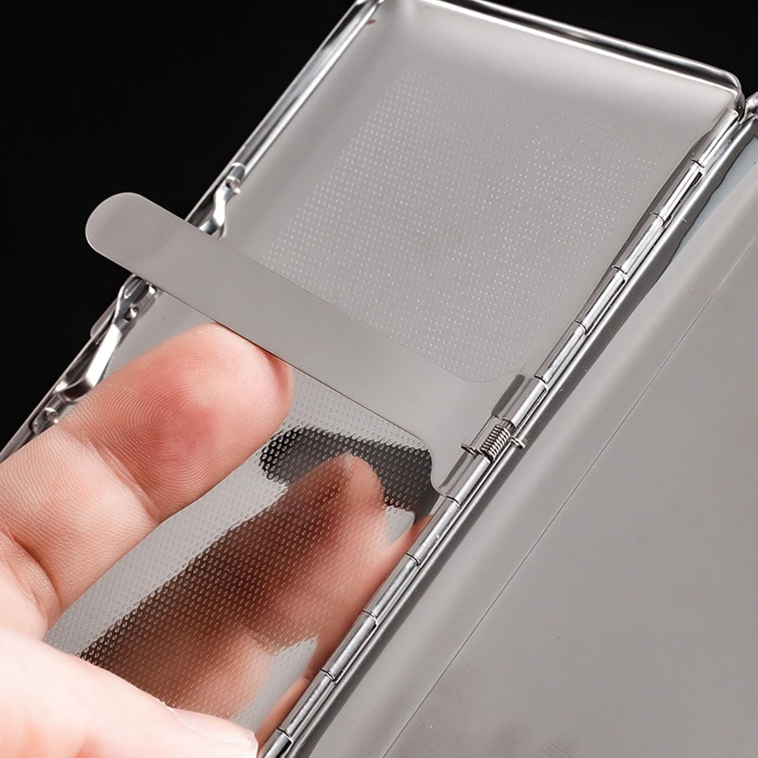 Metal Cigarette Case, Slim Cigarette Case for 11 120mm Cigarettes, Cigarette Case for Men Women,One Size,Silver