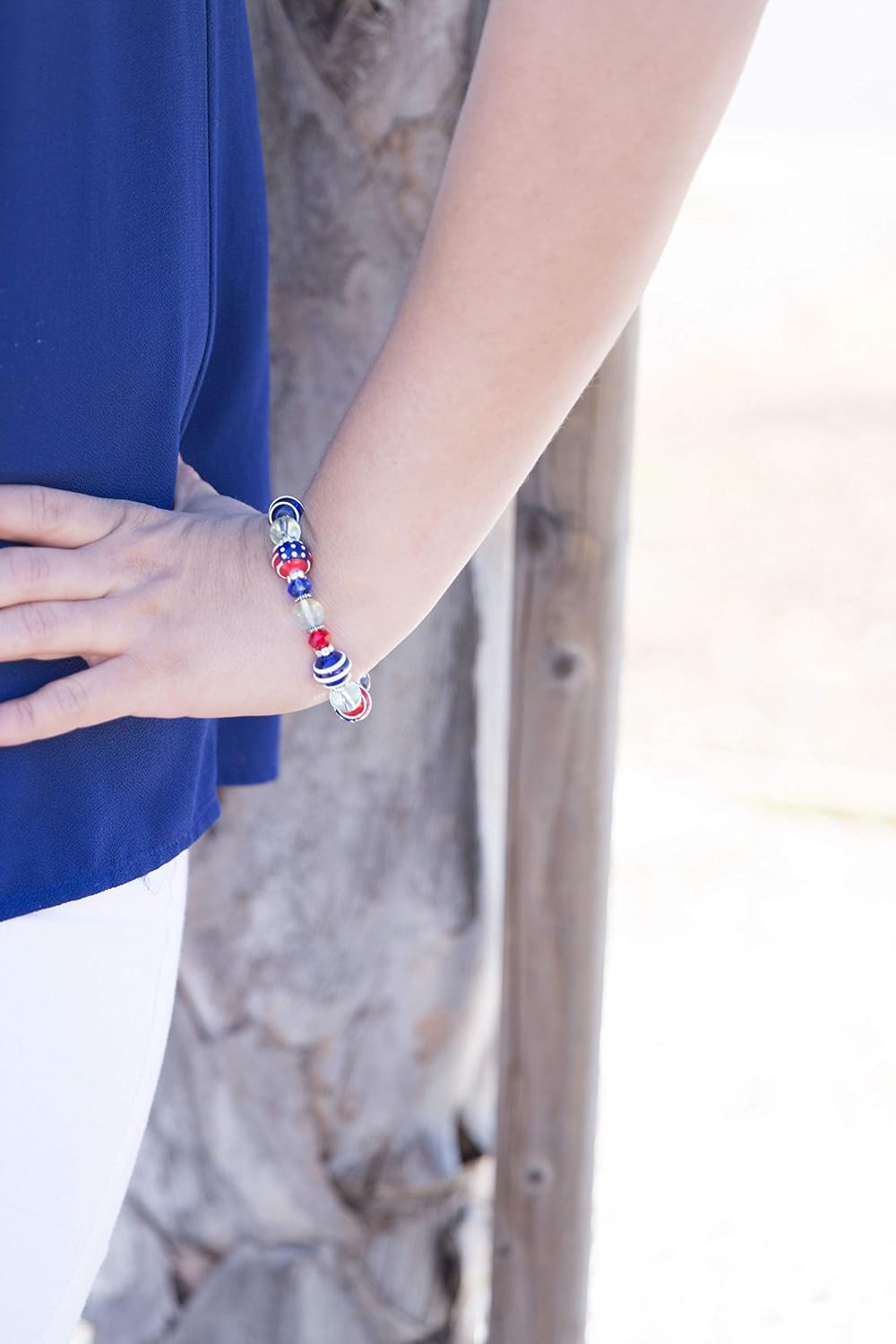 USA Bracelet, Red White Blue Americana 4th of July Beaded Bracelet for Women, Gift for Her, 1 Pc