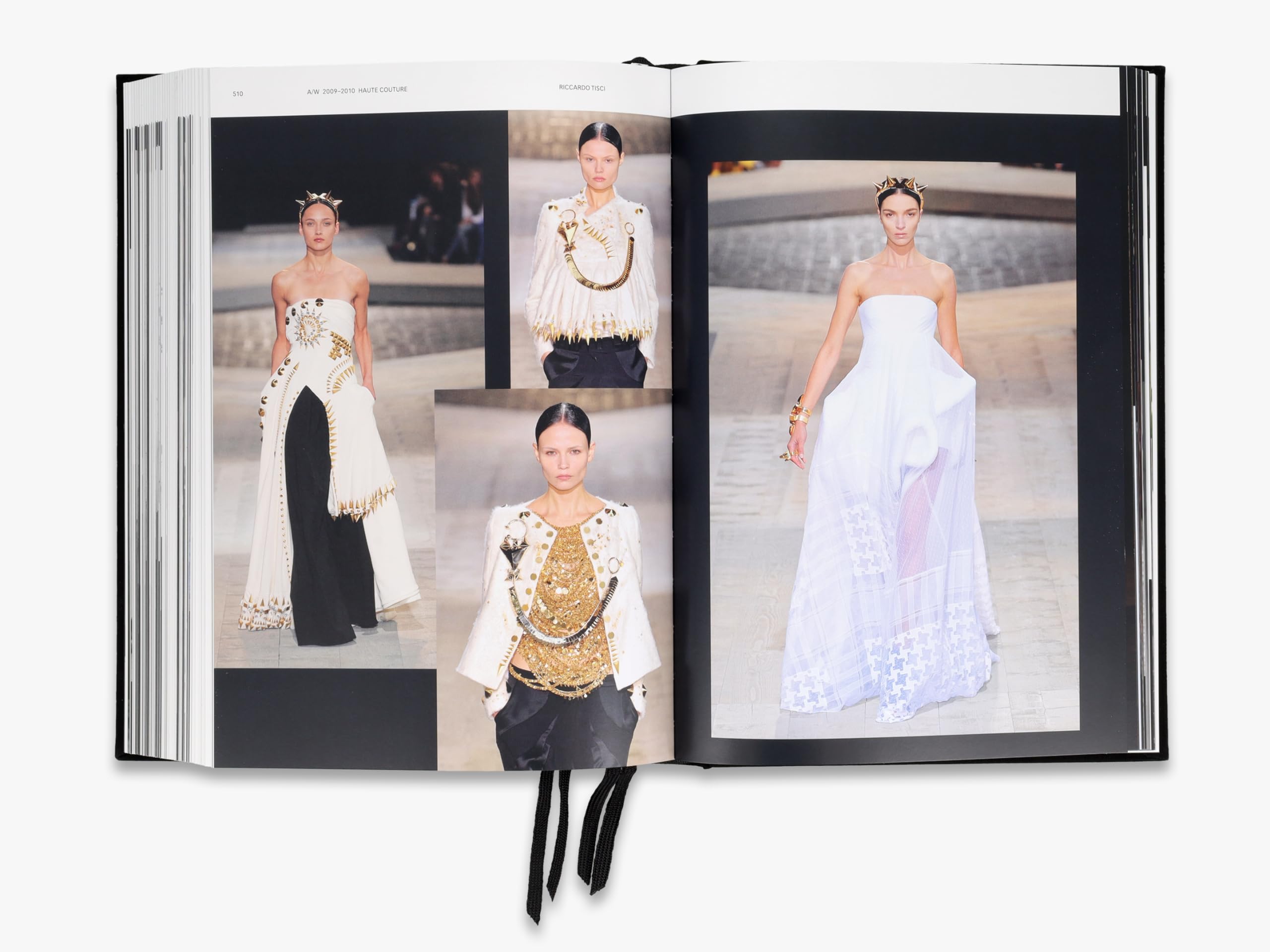 Catwalk: Givenchy: The Complete Collections: The Complete Collections: Official and Authorized