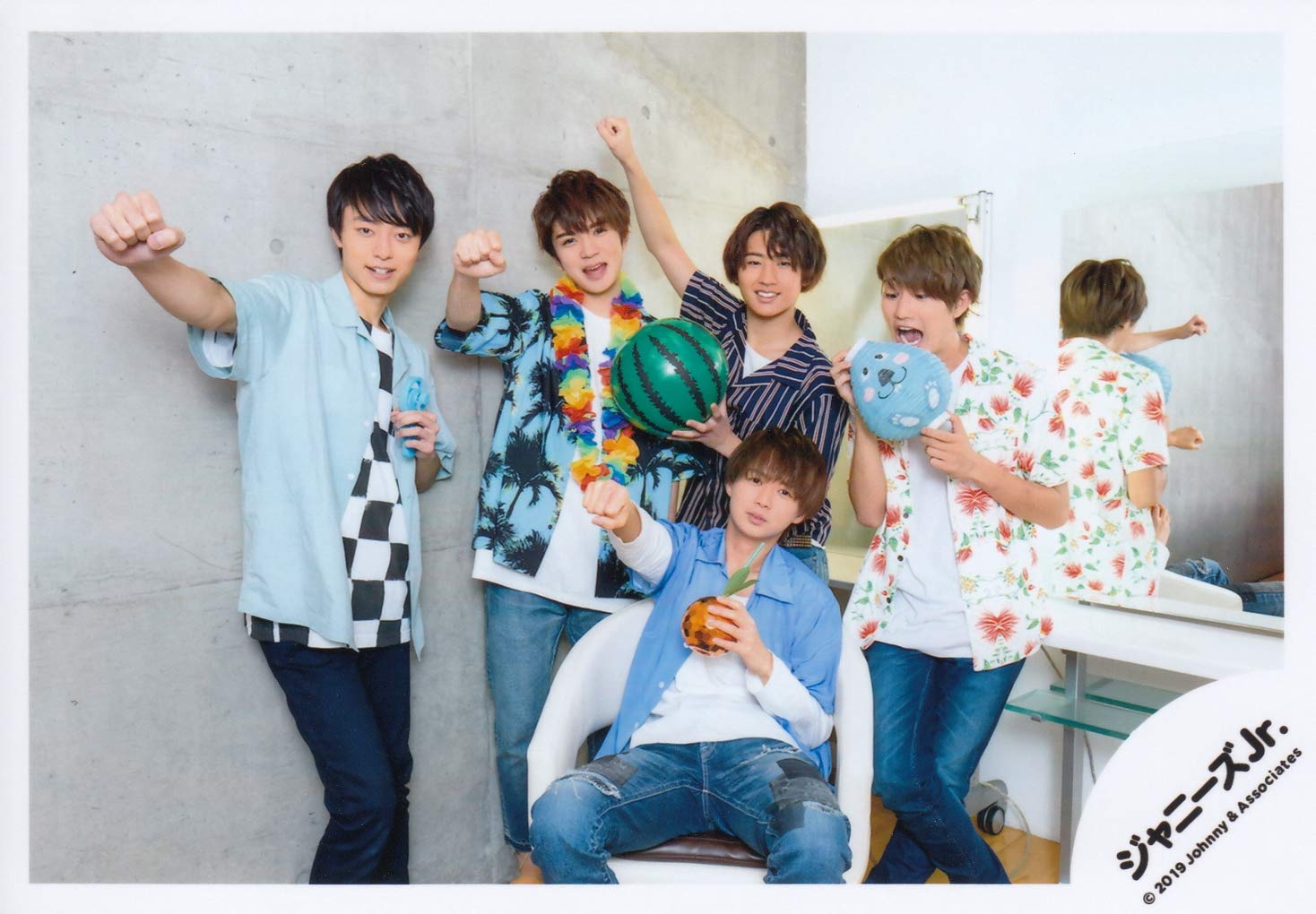 Amazon.co.jp: HiHi Jets 公式 生 写真（集合）HHJ00007 : おもちゃ